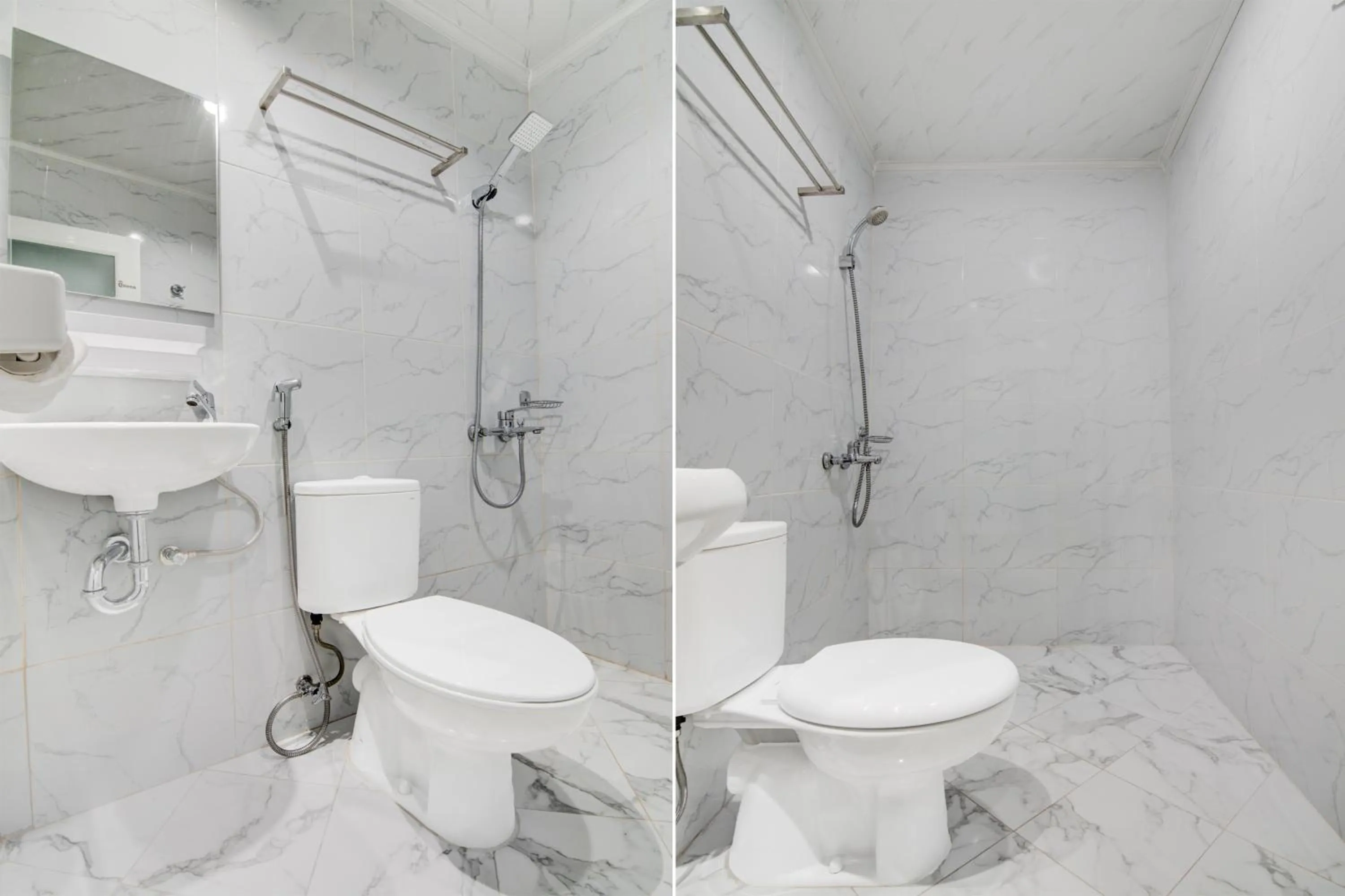 Bathroom in Townhouse Oak Pekanbaru near Mall Pekanbaru formerly Hotel Grand Sahara