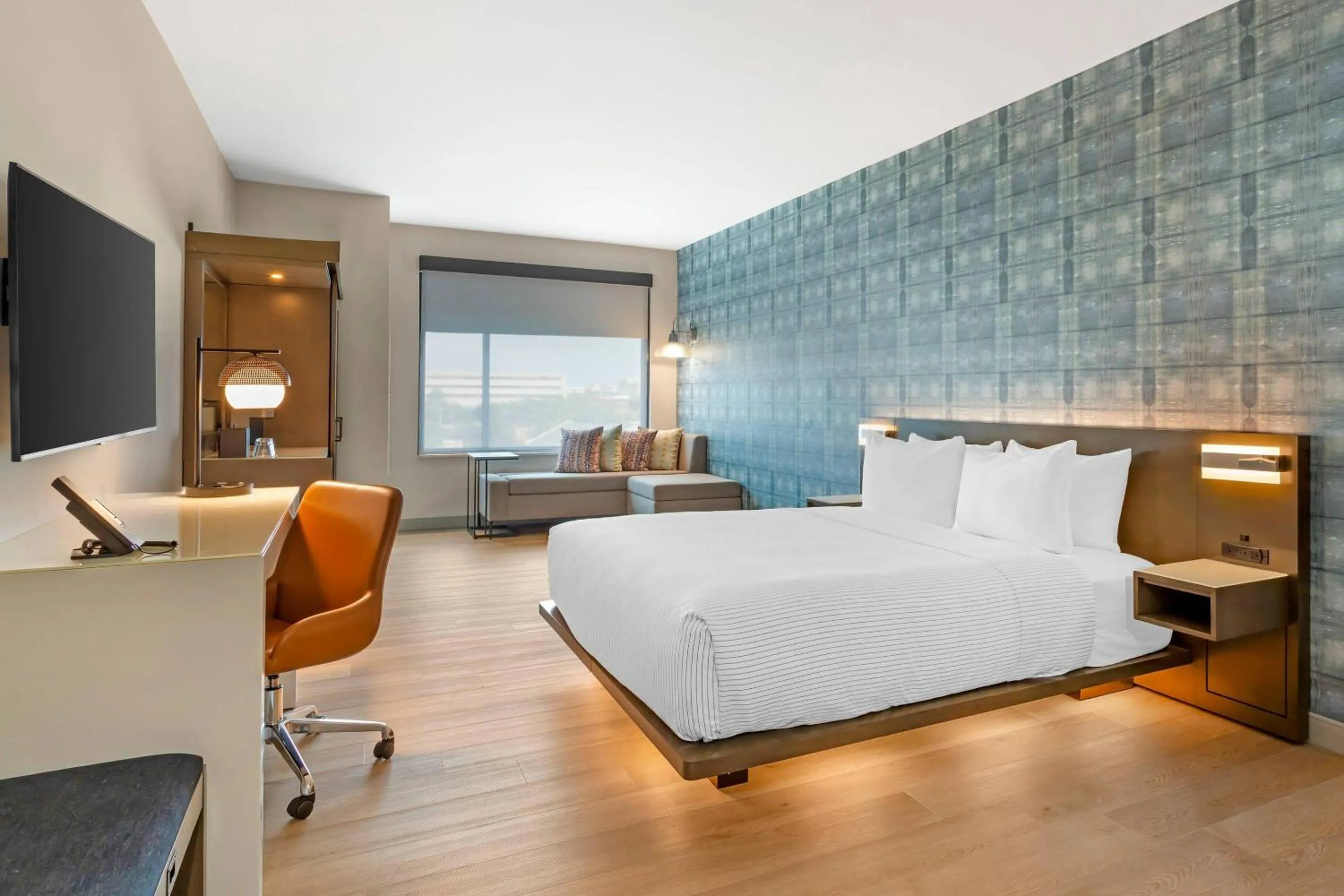 Bedroom, Bed in Cambria Hotel Fort Worth - Medical Center