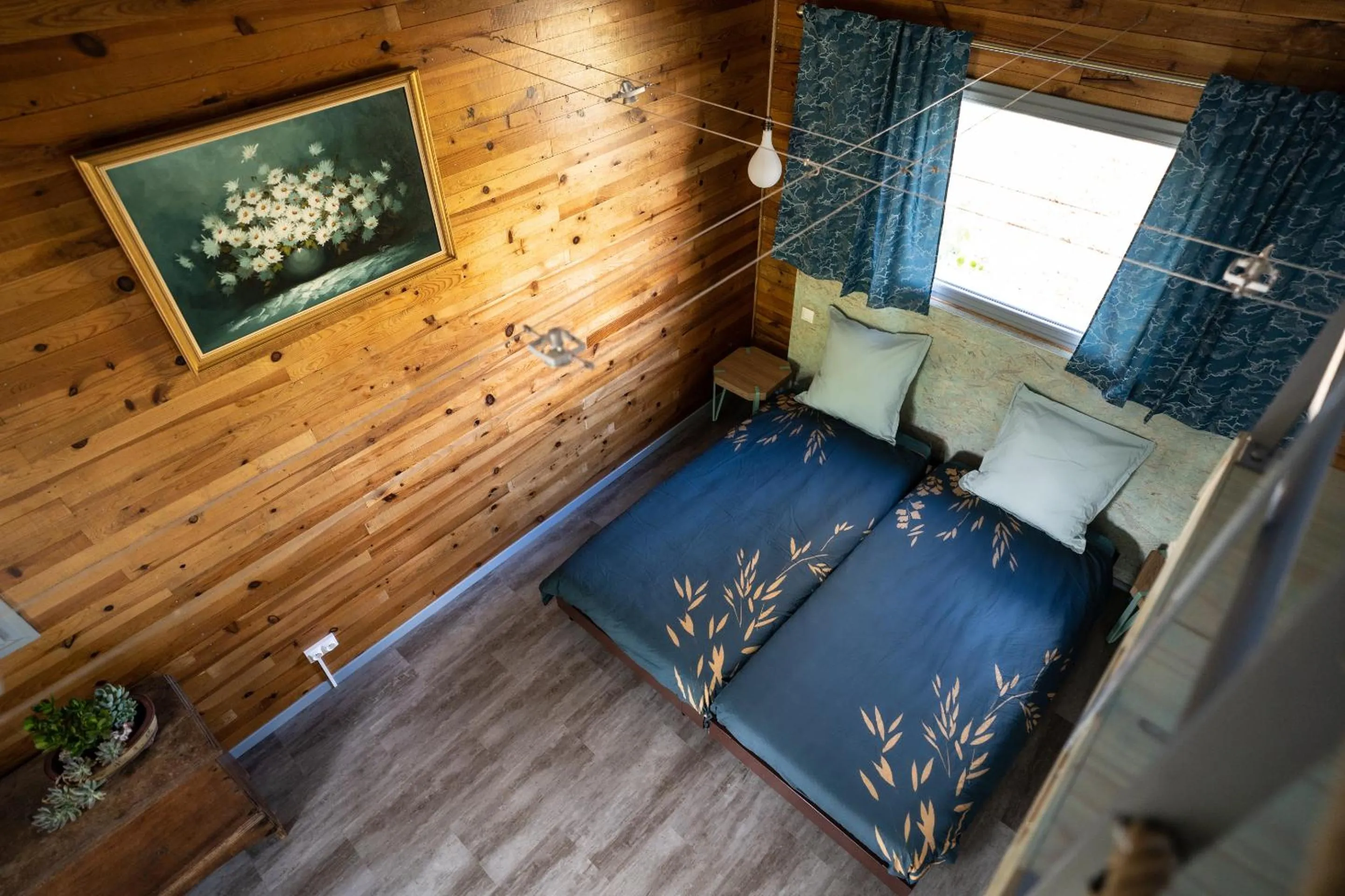 Bedroom in Absolut Oiseaux