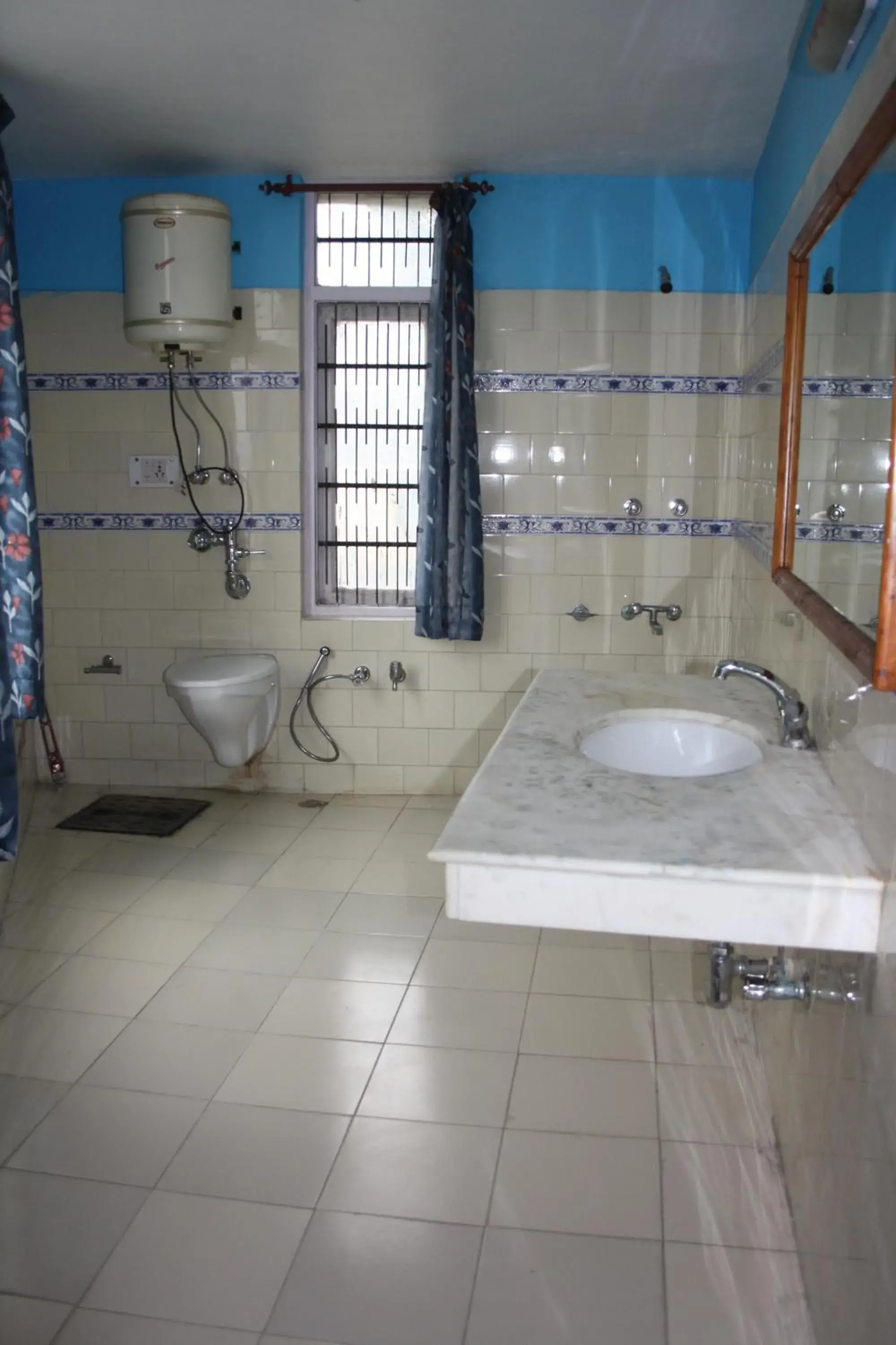 Standard Double Room in Abode Home Cool & Homely Place Standard Double Room in Abode Home Cool & Homely Place
