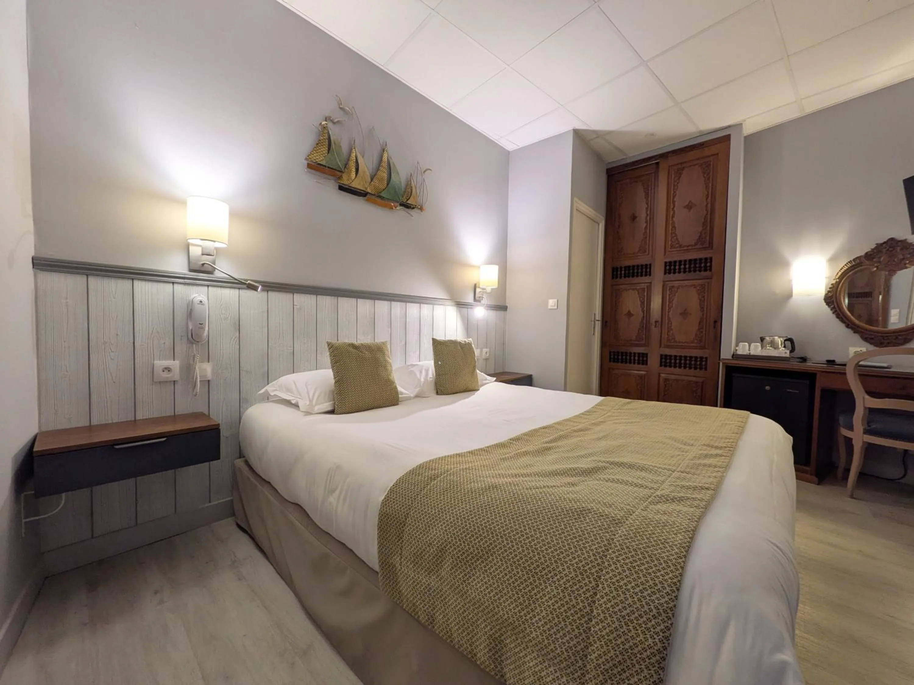 Bed in Hotel des Abers