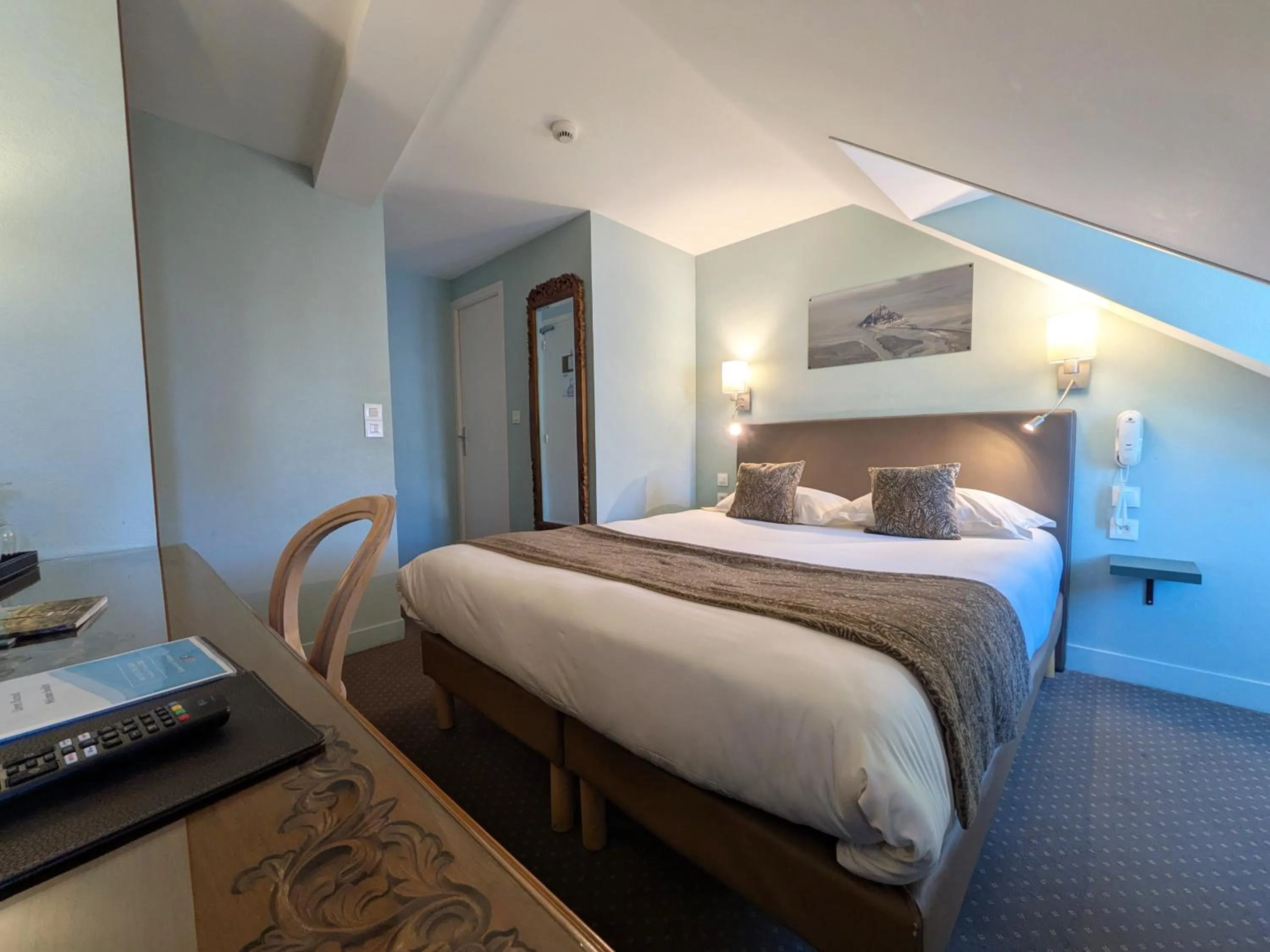 Bed in Hotel des Abers