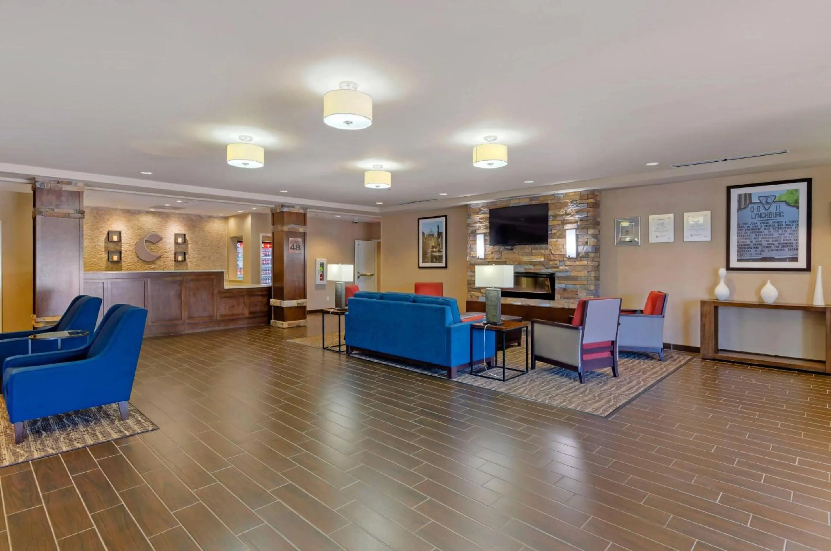 Lobby or reception in Comfort Inn & Suites Lynchburg Airport - University Area