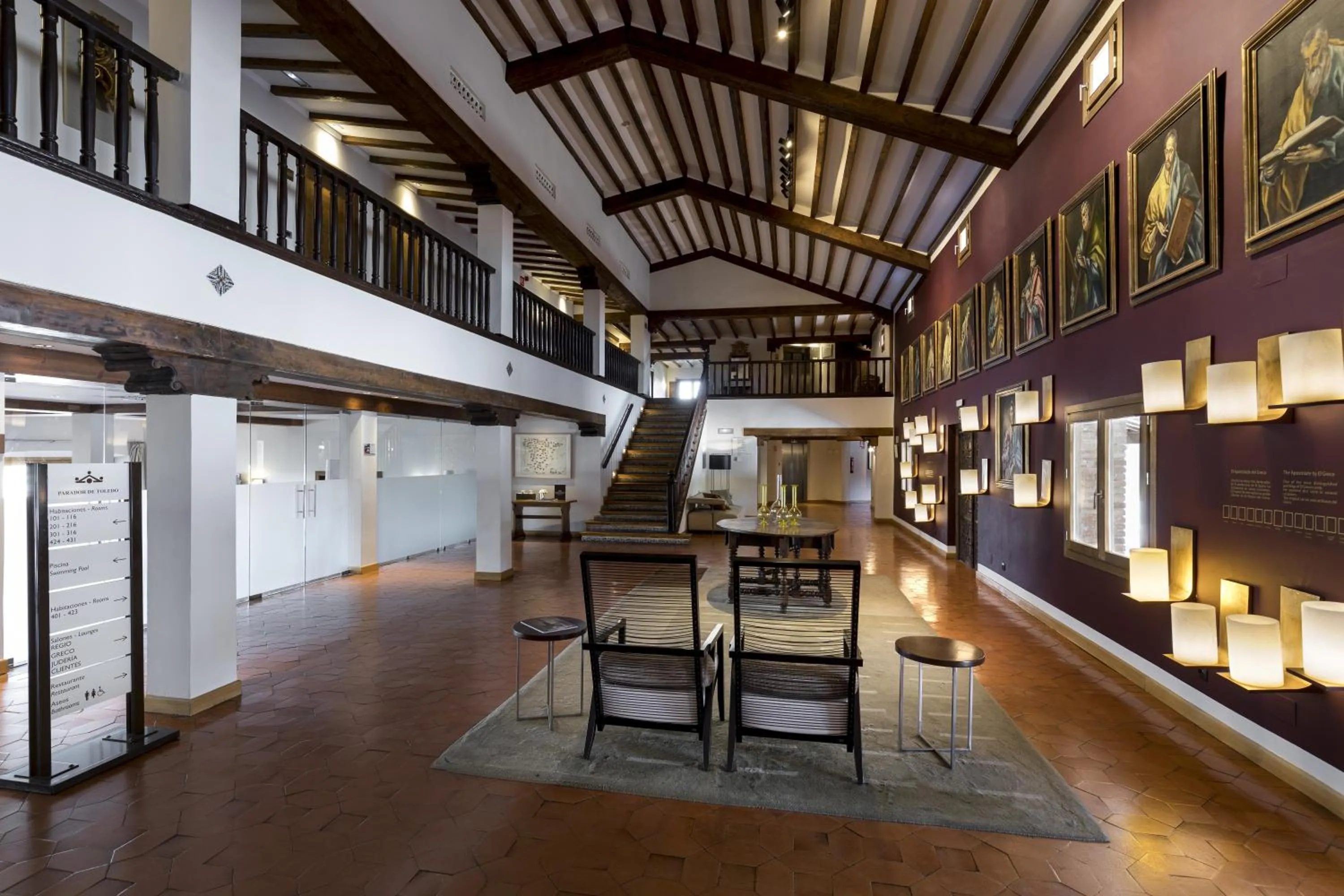 Lobby or reception in Parador de Toledo