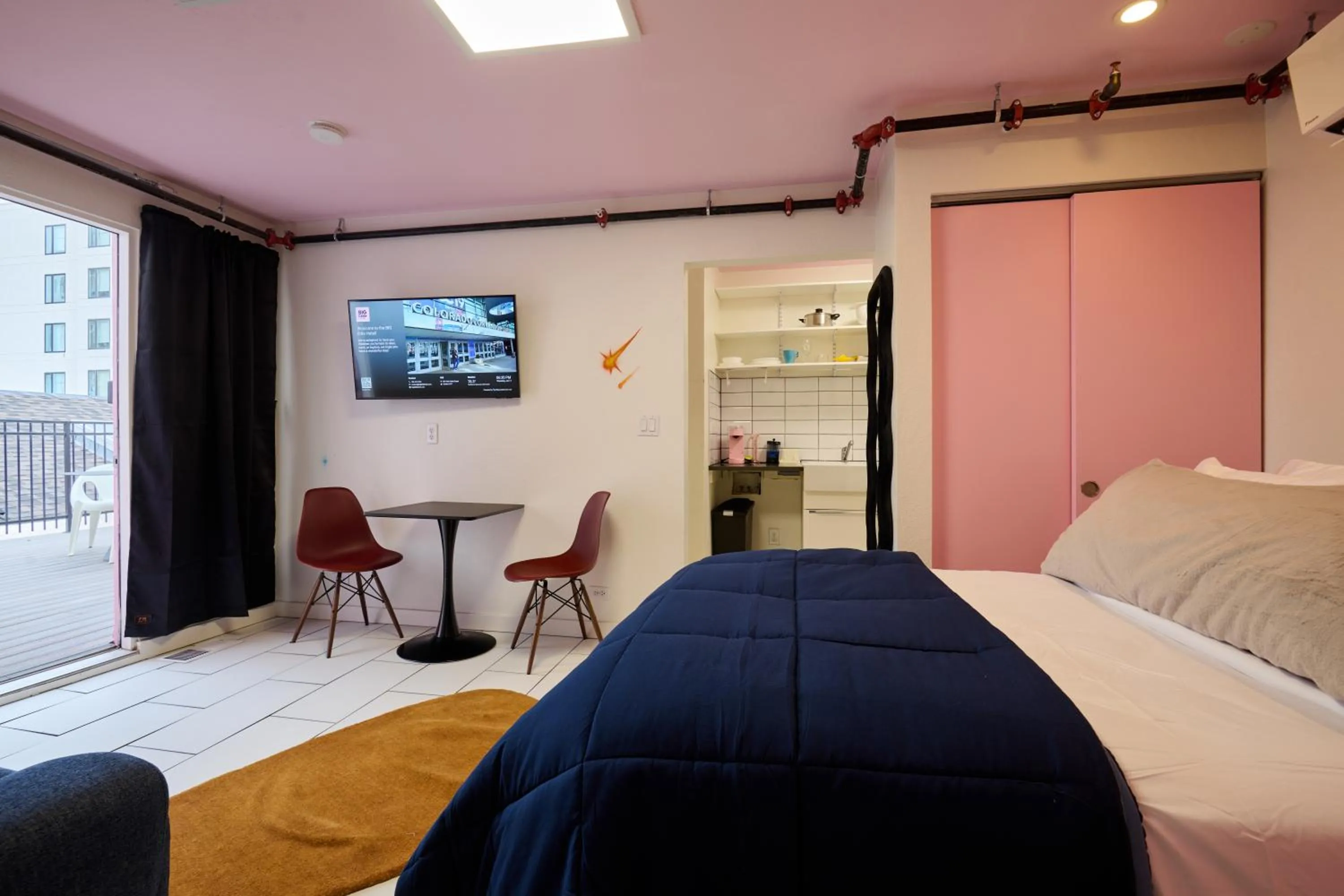 Deluxe Junior Suite in BIG little Hotel
