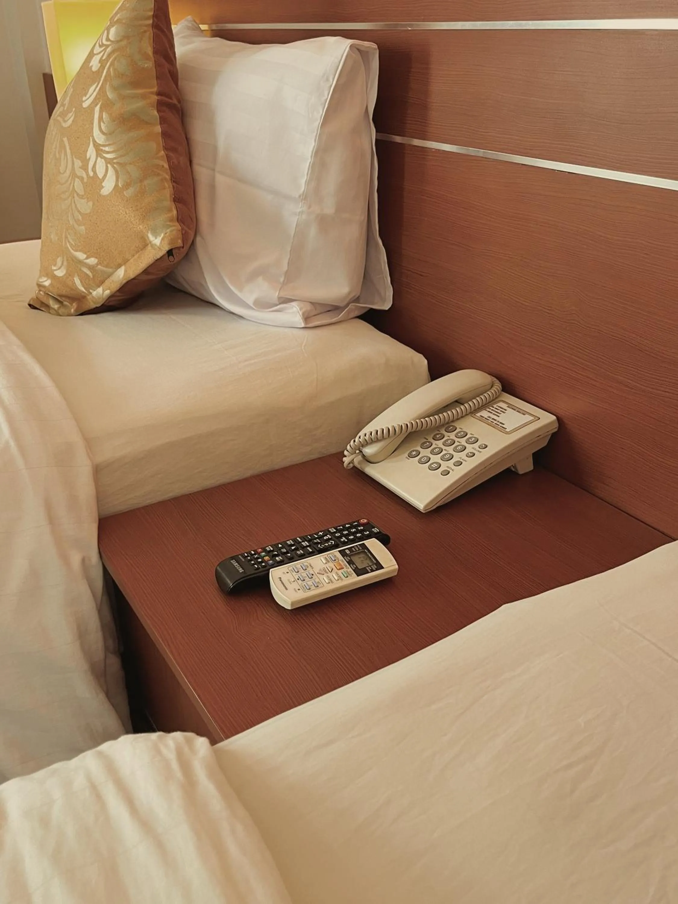 Bedroom, Bed in Ahadiat Hotel & Bungalow