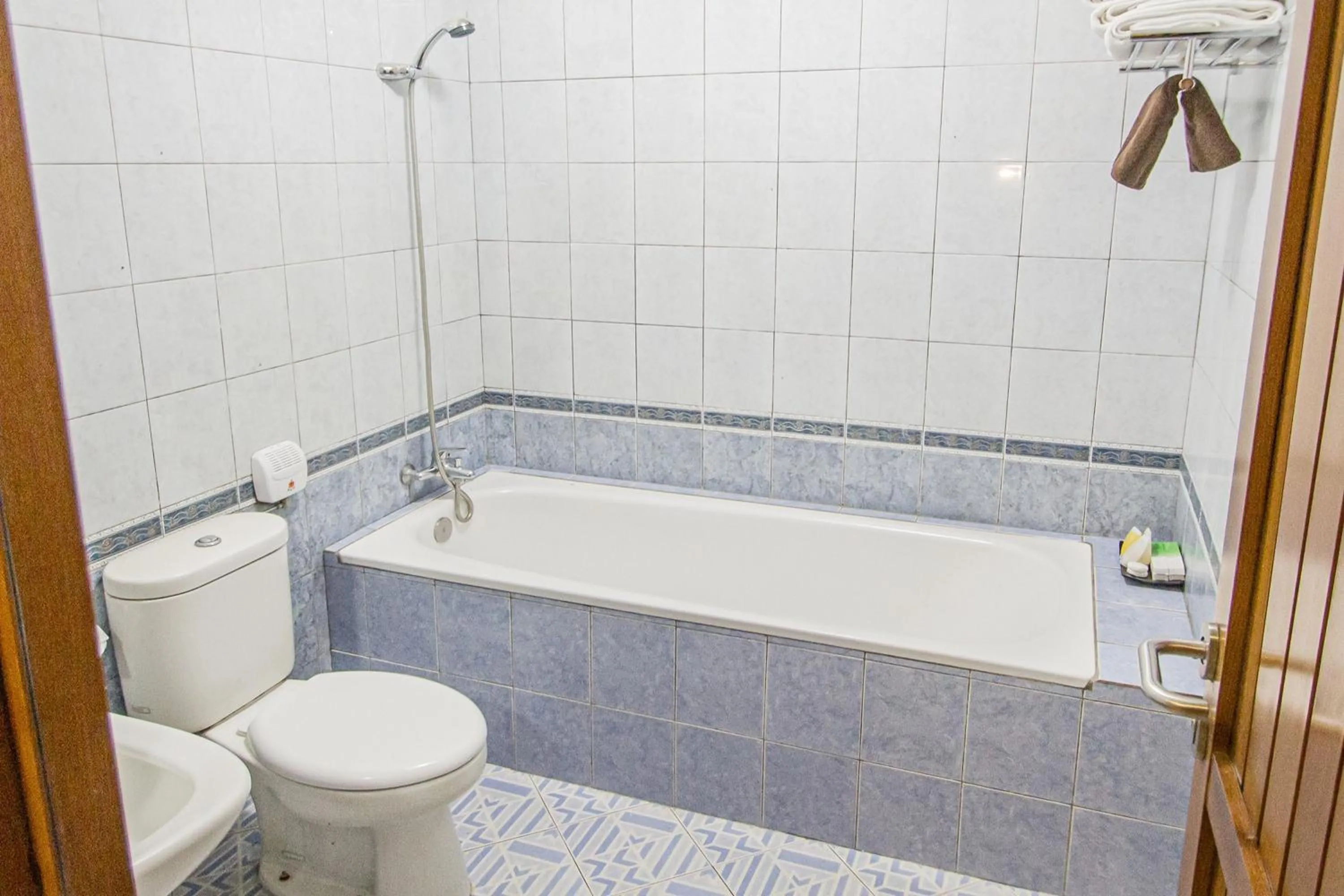 Bathroom in Ahadiat Hotel & Bungalow