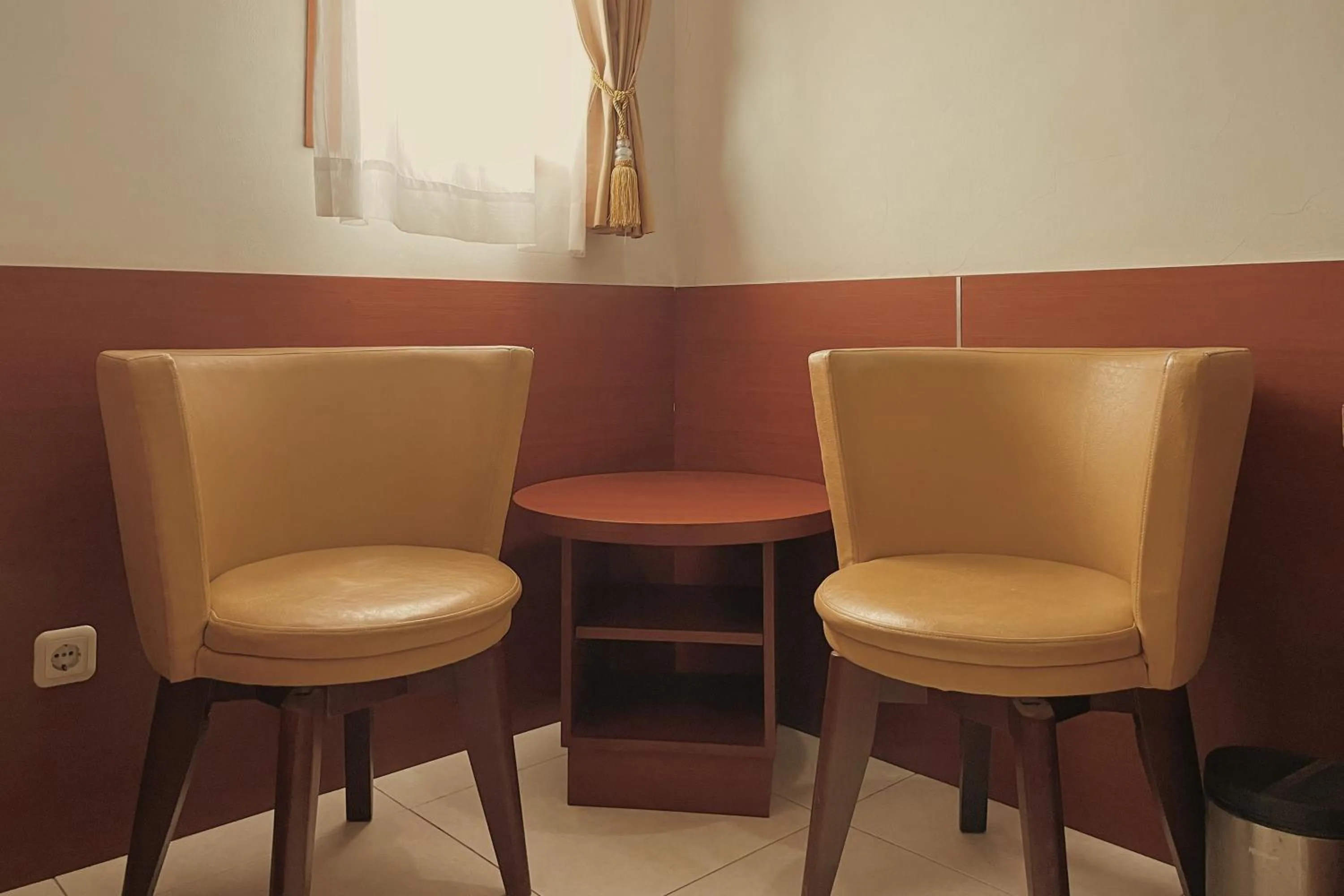 Seating area in Ahadiat Hotel & Bungalow