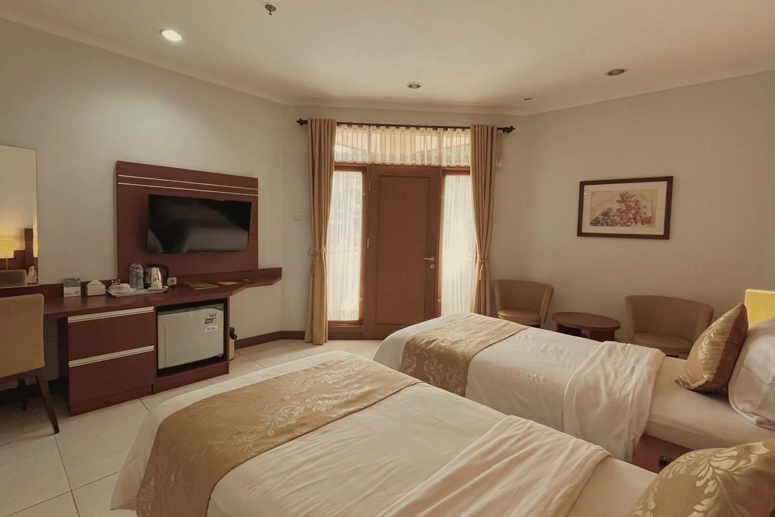 Bed in Ahadiat Hotel & Bungalow