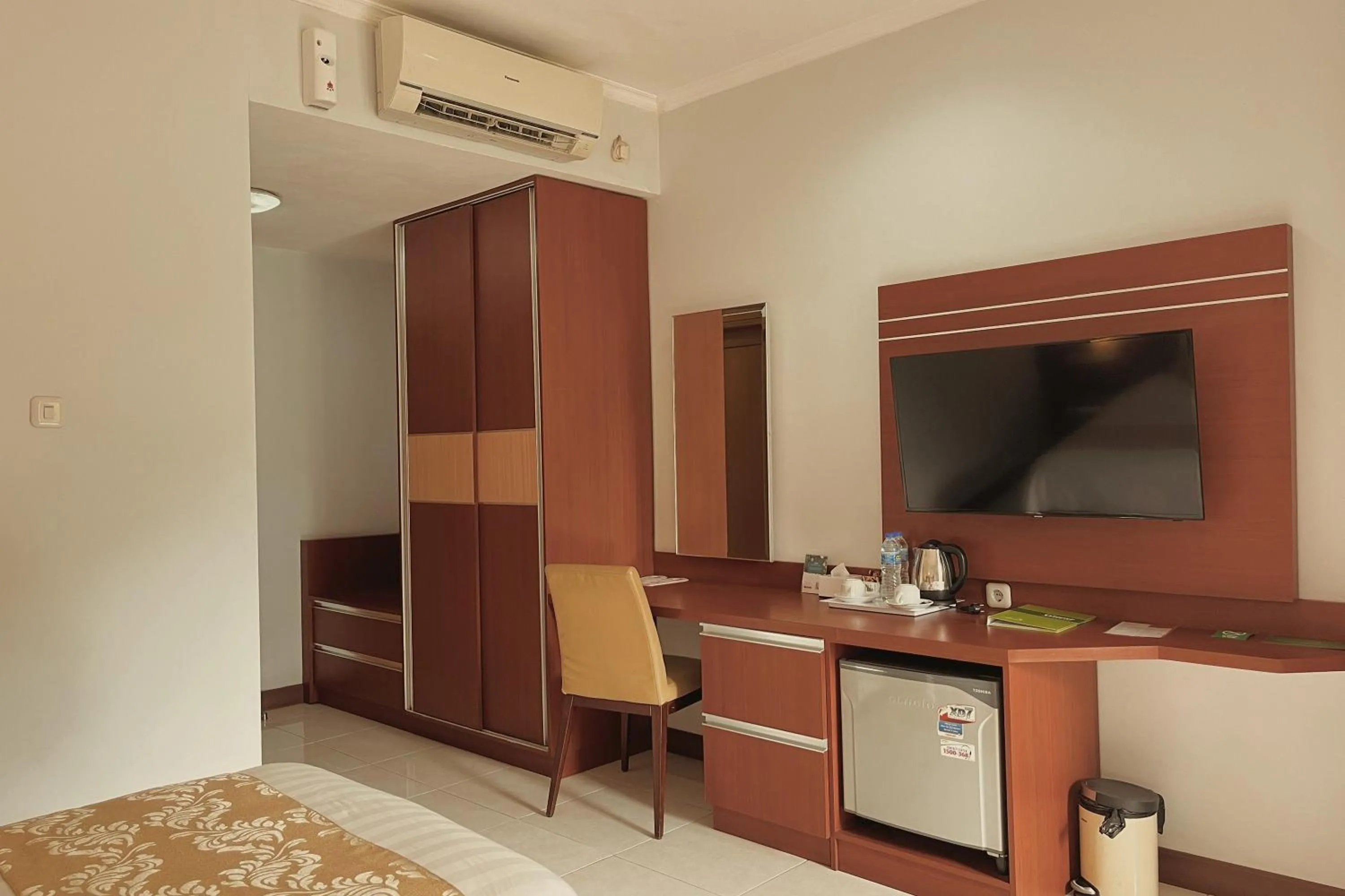 Bed in Ahadiat Hotel & Bungalow