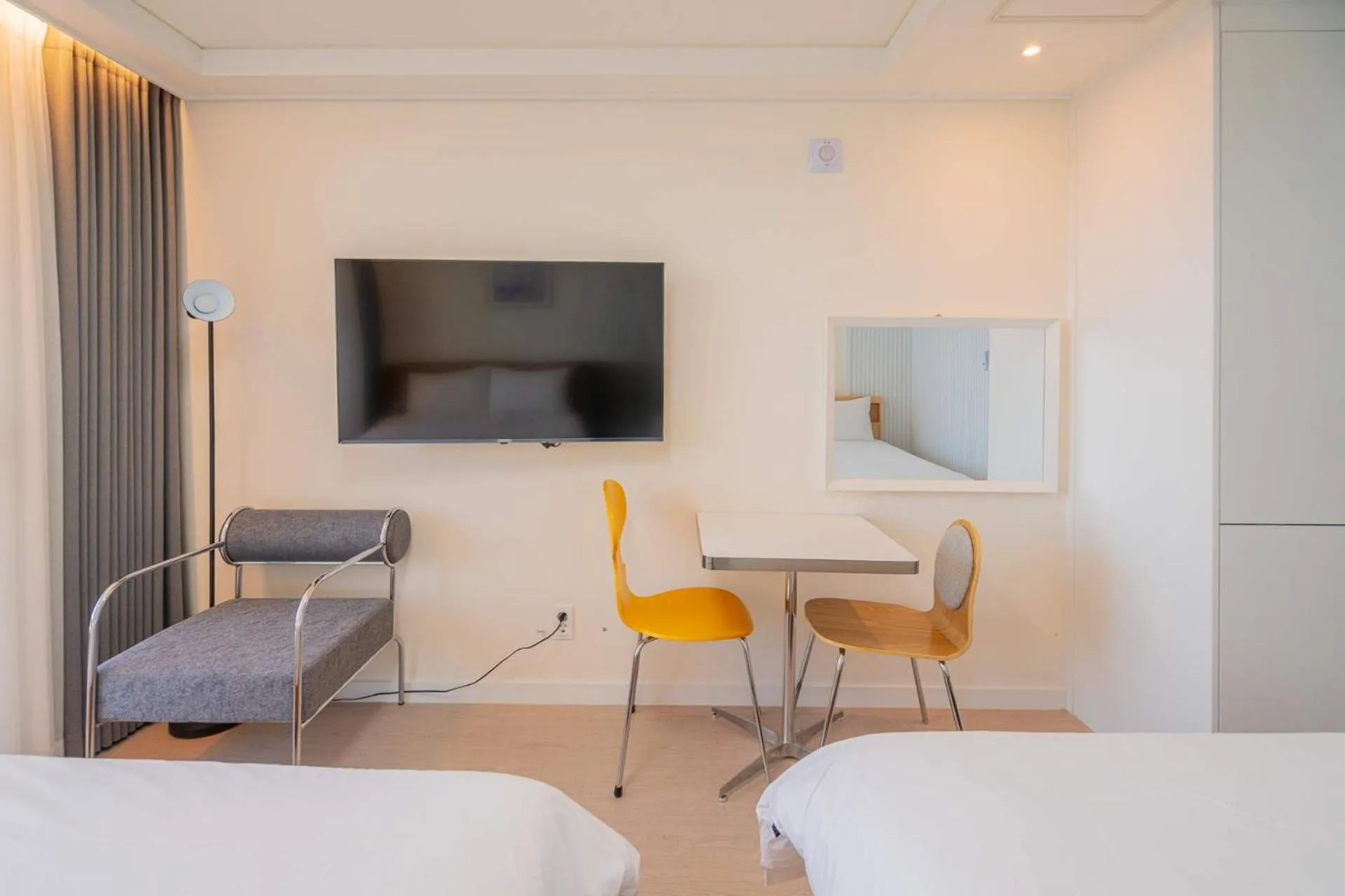 Bed in The Ocean by Owners hotel Yangyang