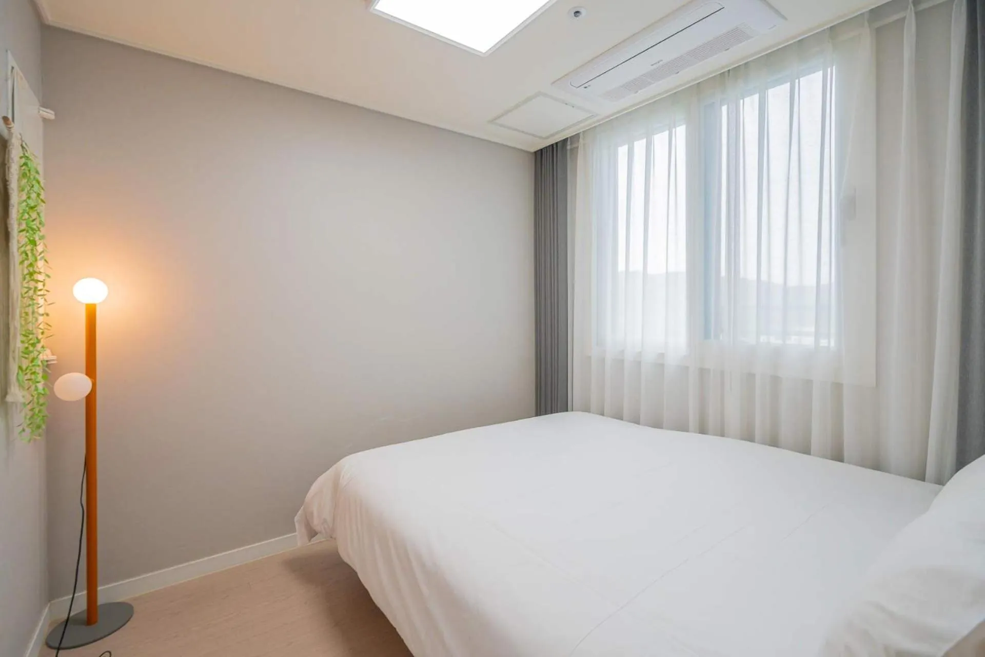 Bed in The Ocean by Owners hotel Yangyang