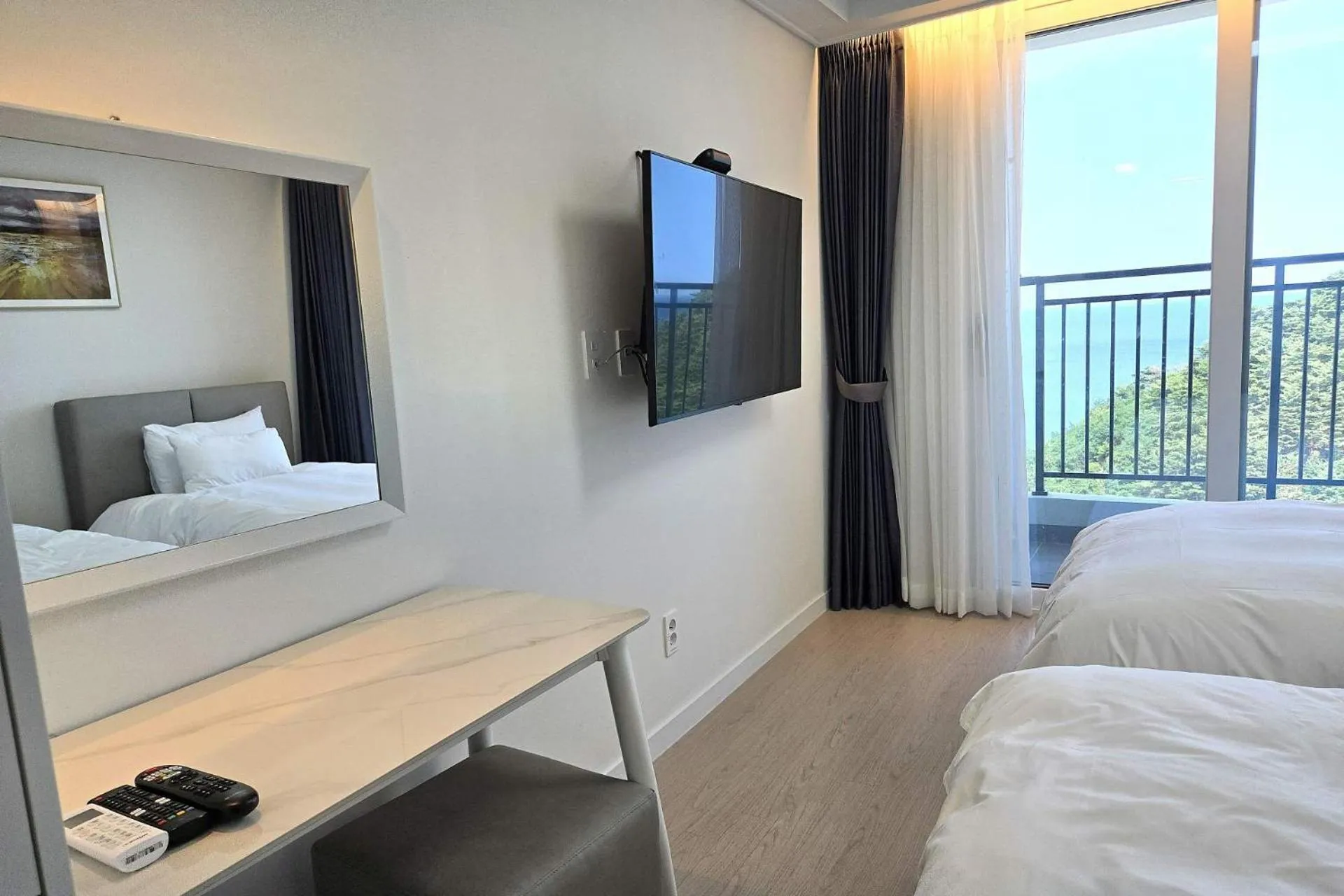 Bed in The Ocean by Owners hotel Yangyang