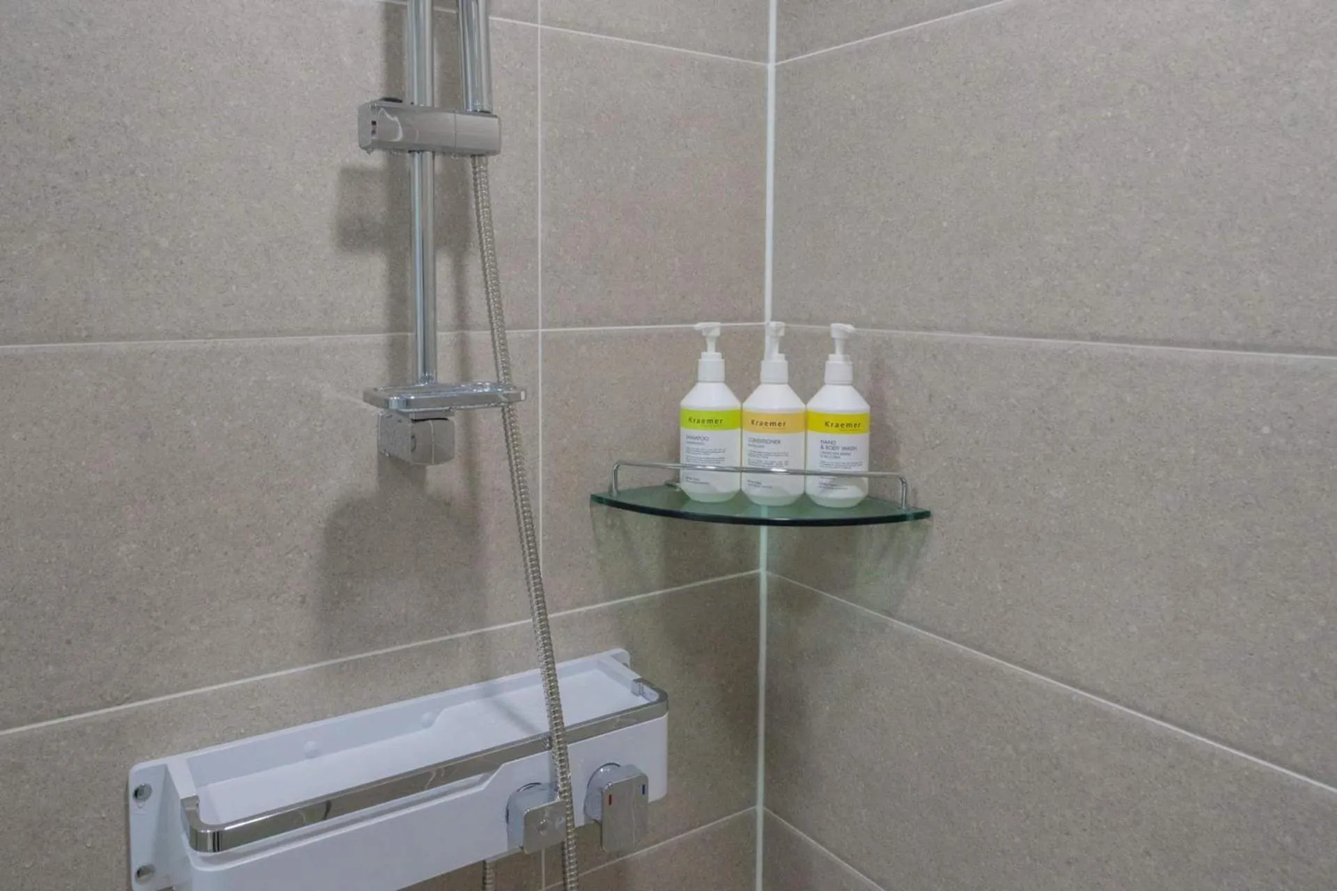 Bathroom in The Ocean by Owners hotel Yangyang