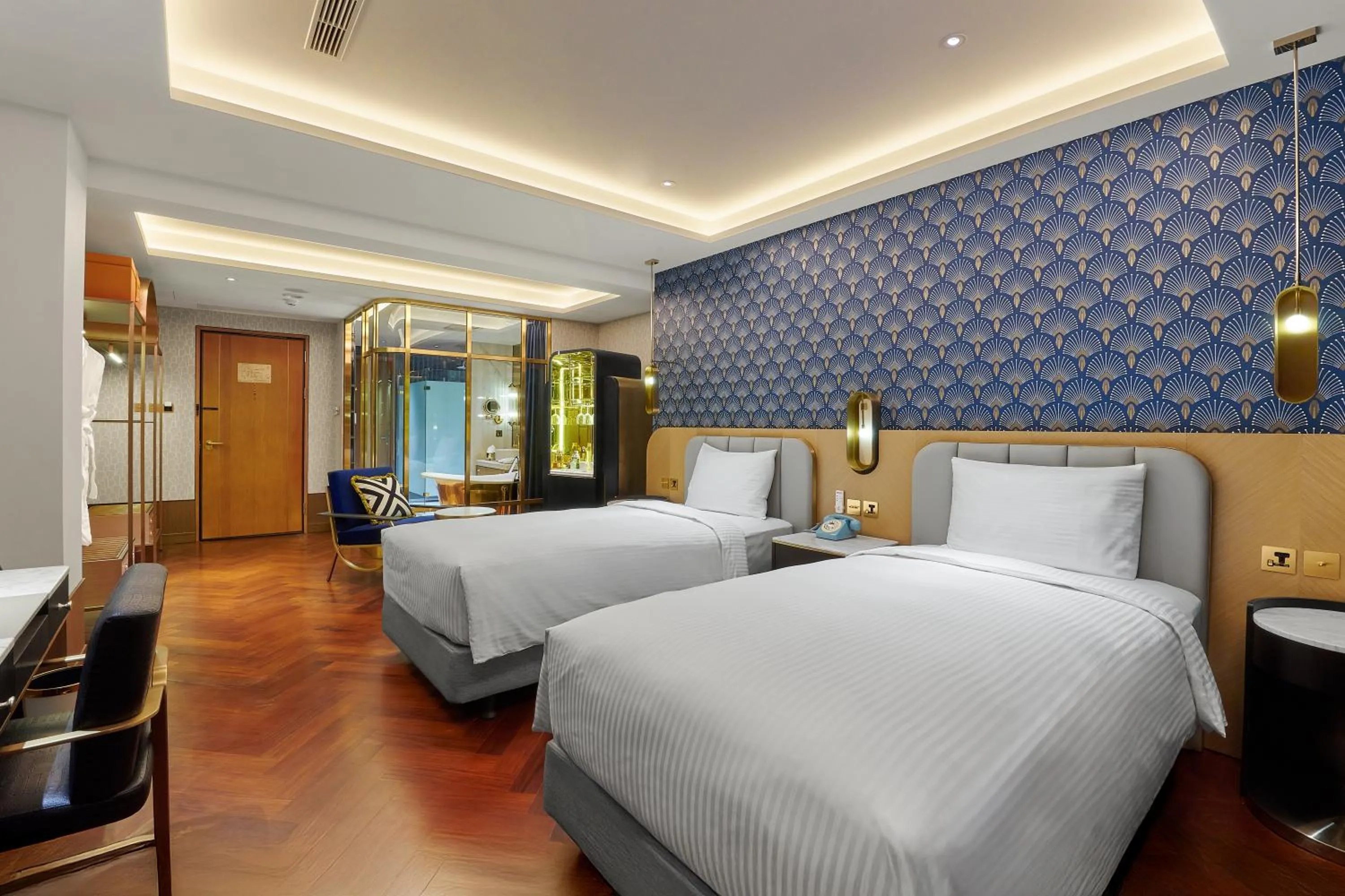 Photo of the whole room, Bed in OKU Hotel