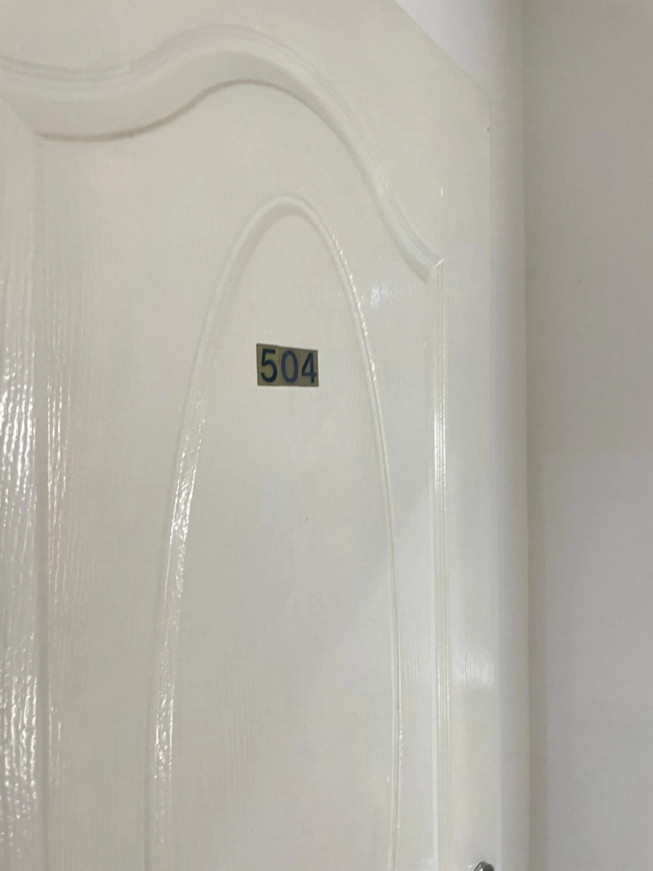 Facade/entrance in W-9 Hotel