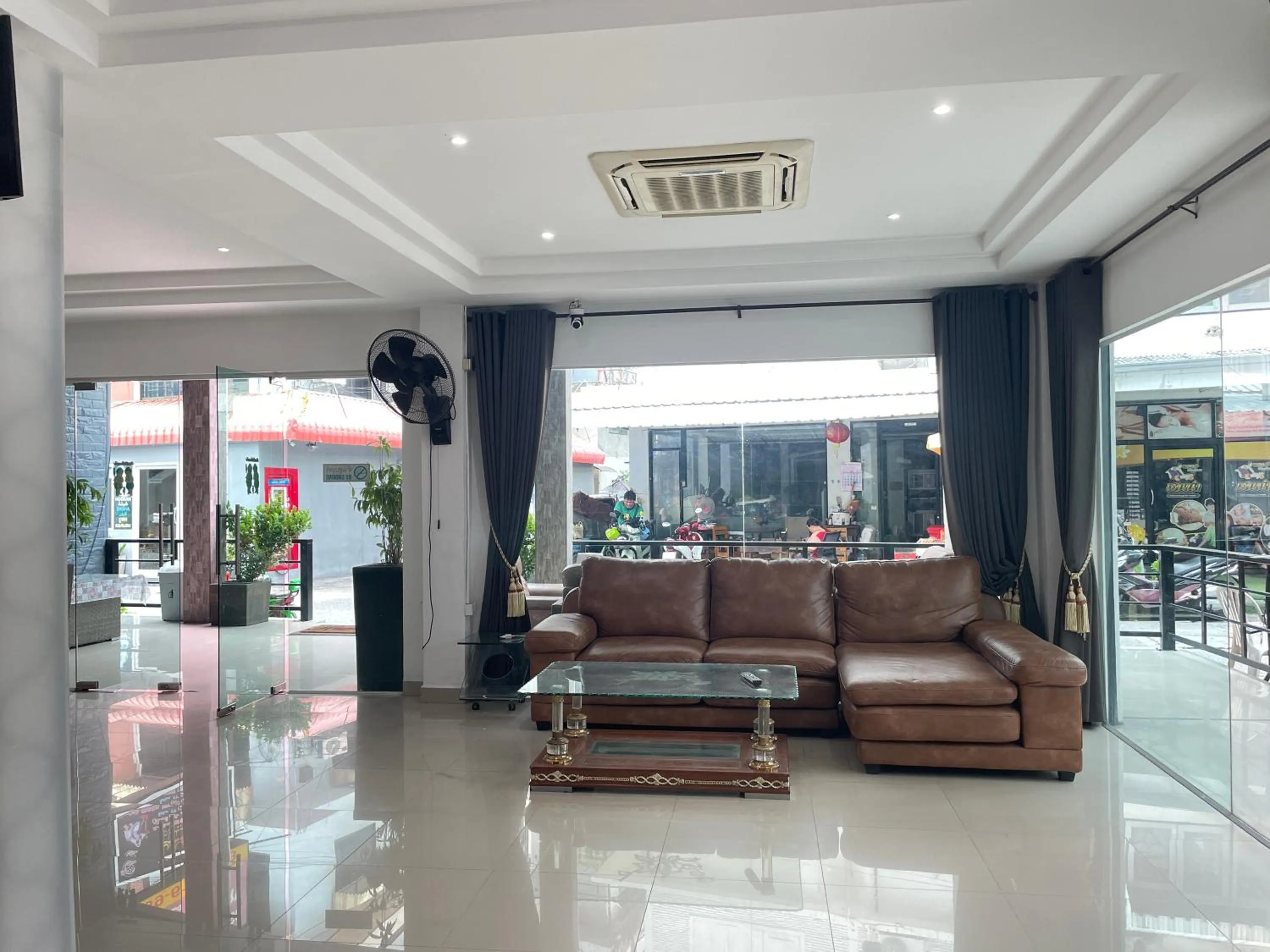 Seating area in W-9 Hotel