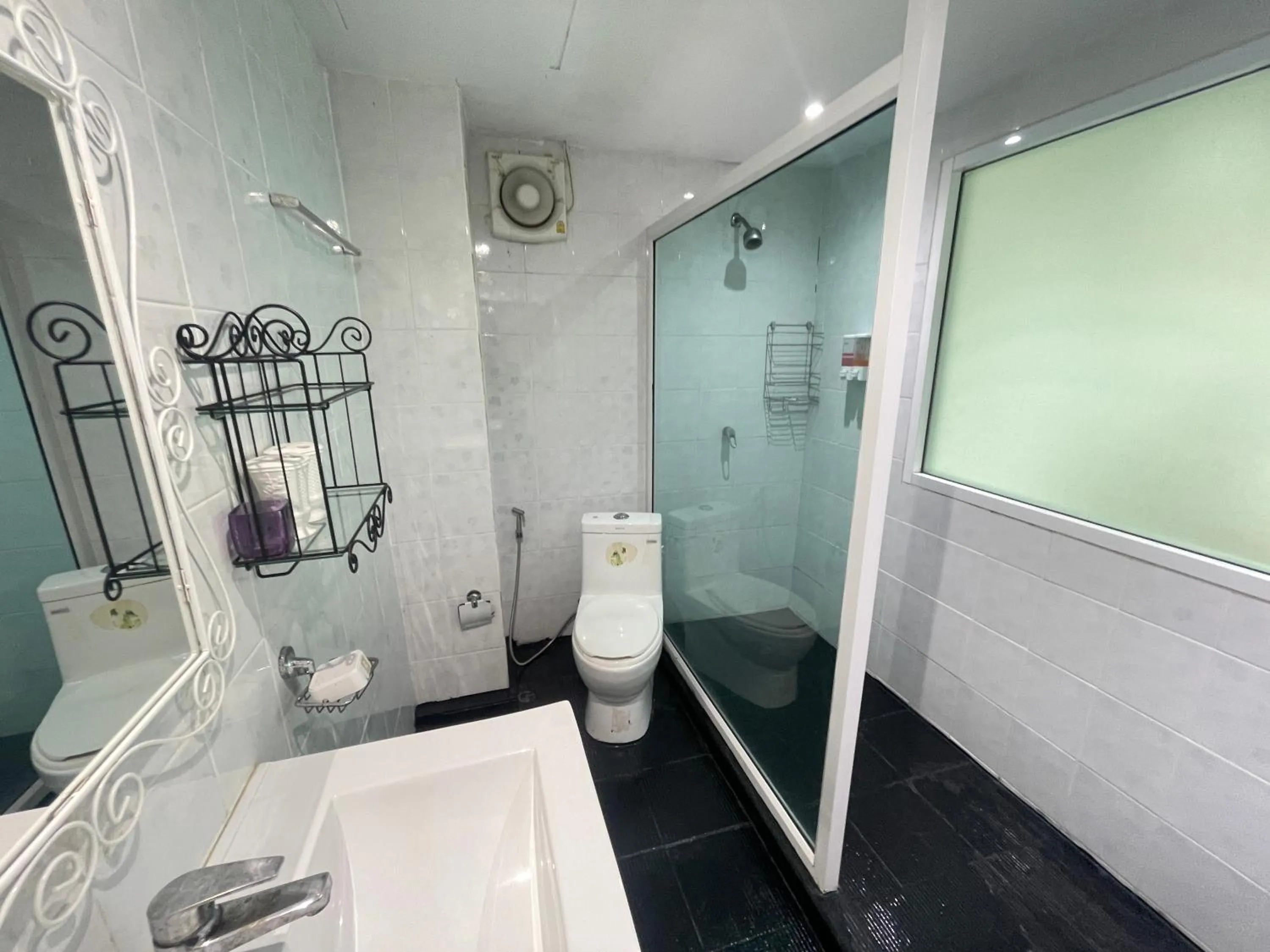 Bathroom in W-9 Hotel