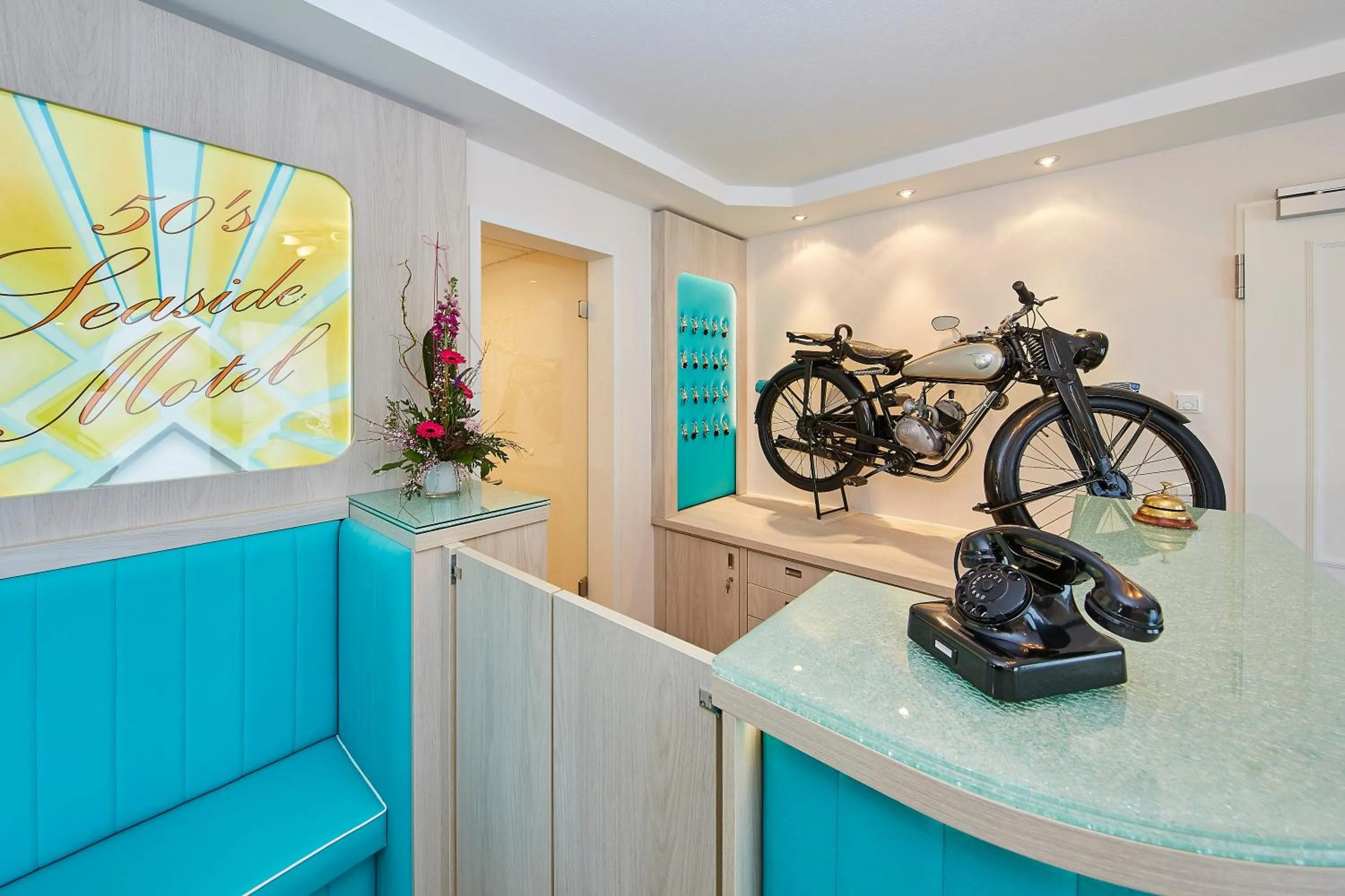 Decorative detail in Bernstein Hotel "50`s Seaside Motel"