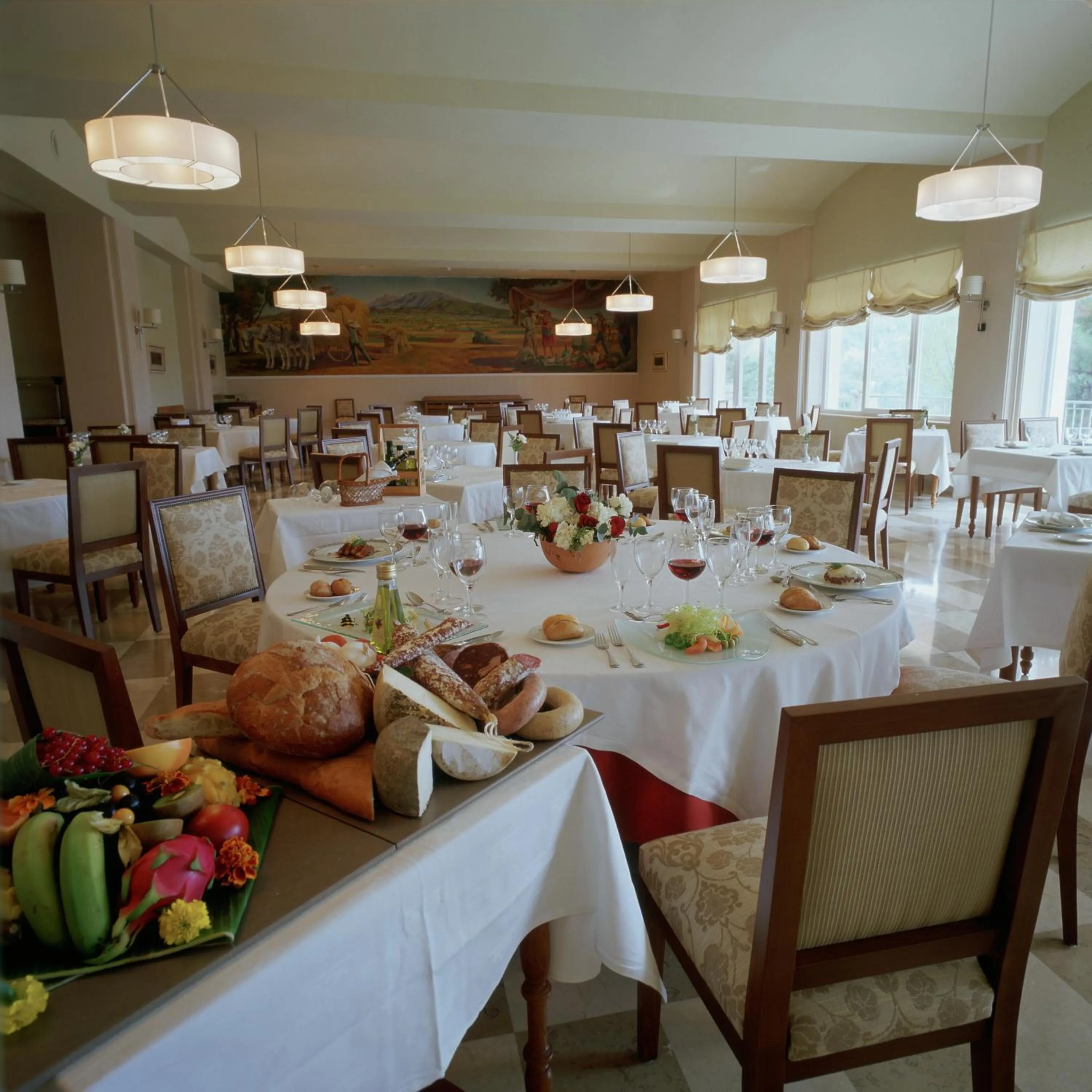 Restaurant/places to eat in Parador de Vic-Sau