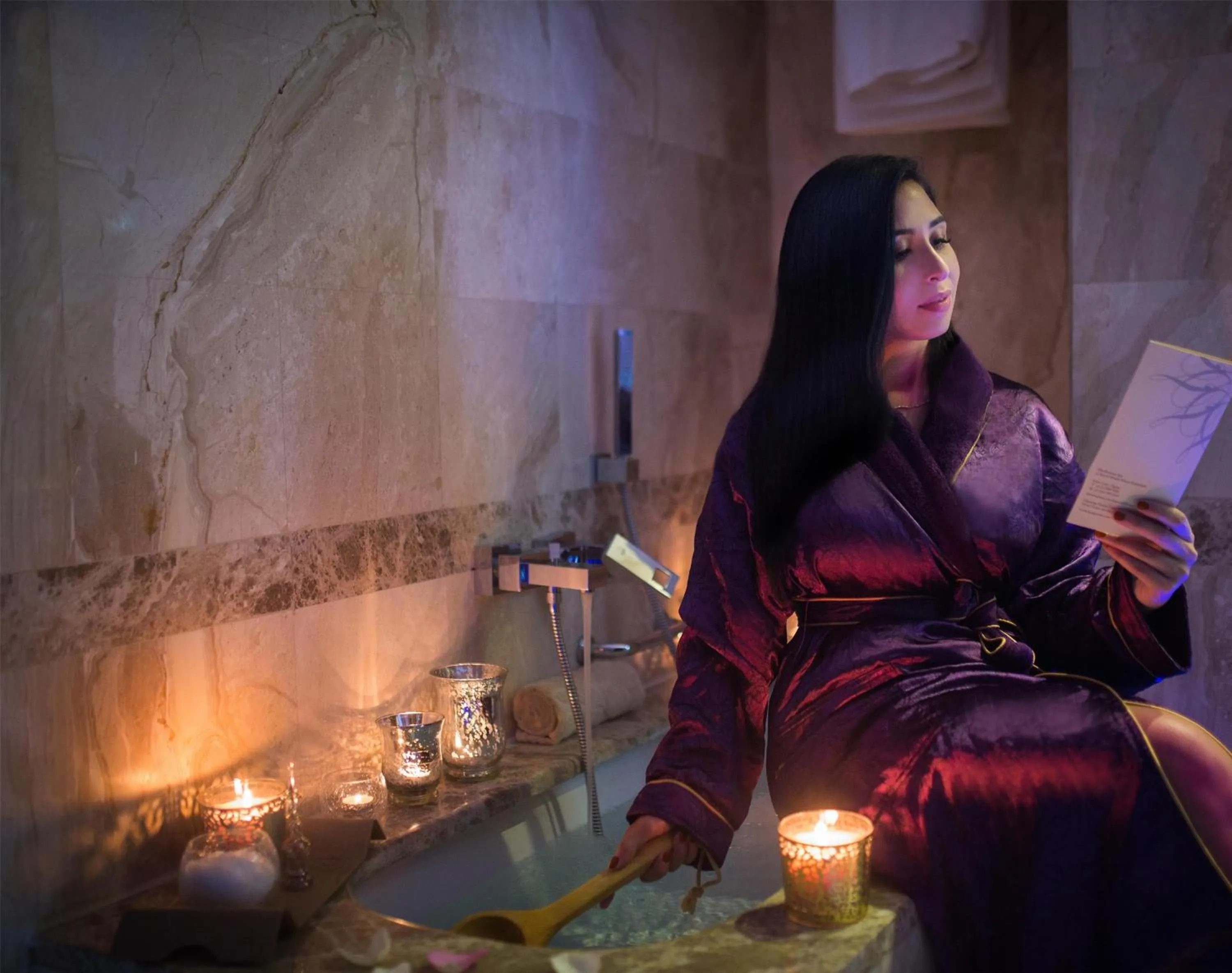 Bedroom in Royal Maxim Palace Kempinski Cairo