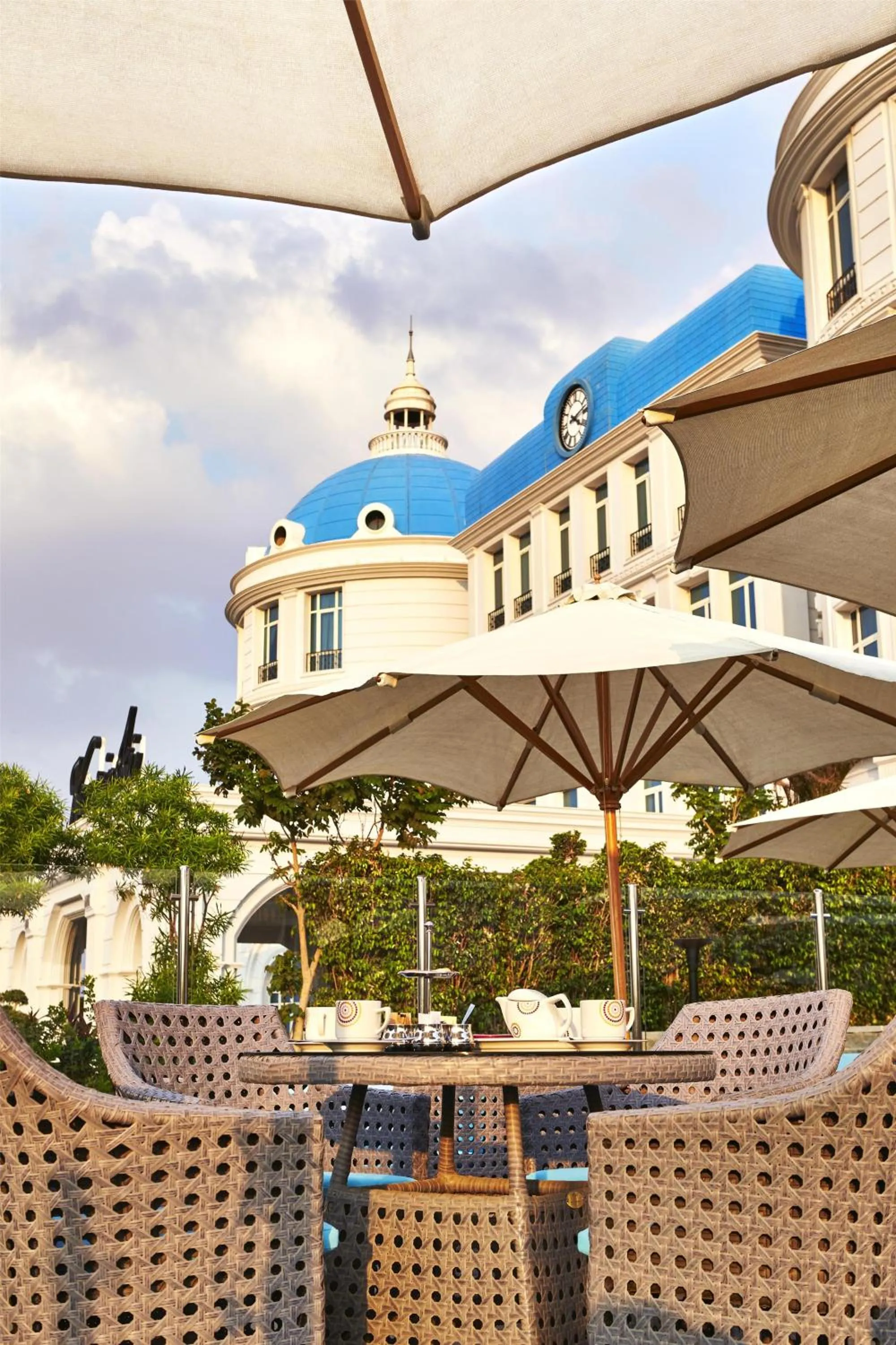 Restaurant/places to eat in Royal Maxim Palace Kempinski Cairo