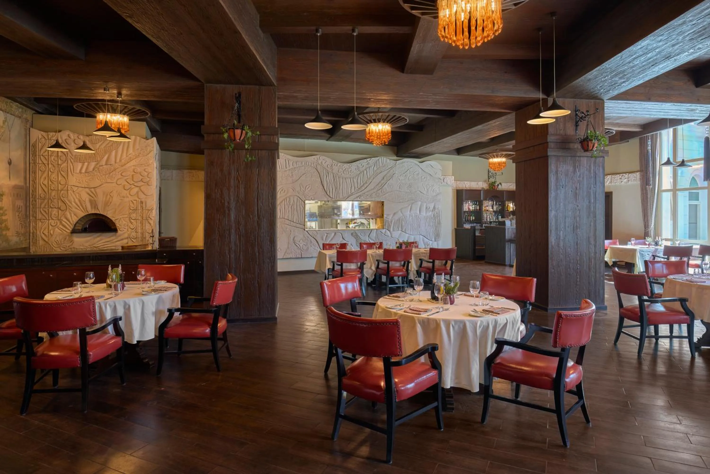 Restaurant/places to eat in Royal Maxim Palace Kempinski Cairo