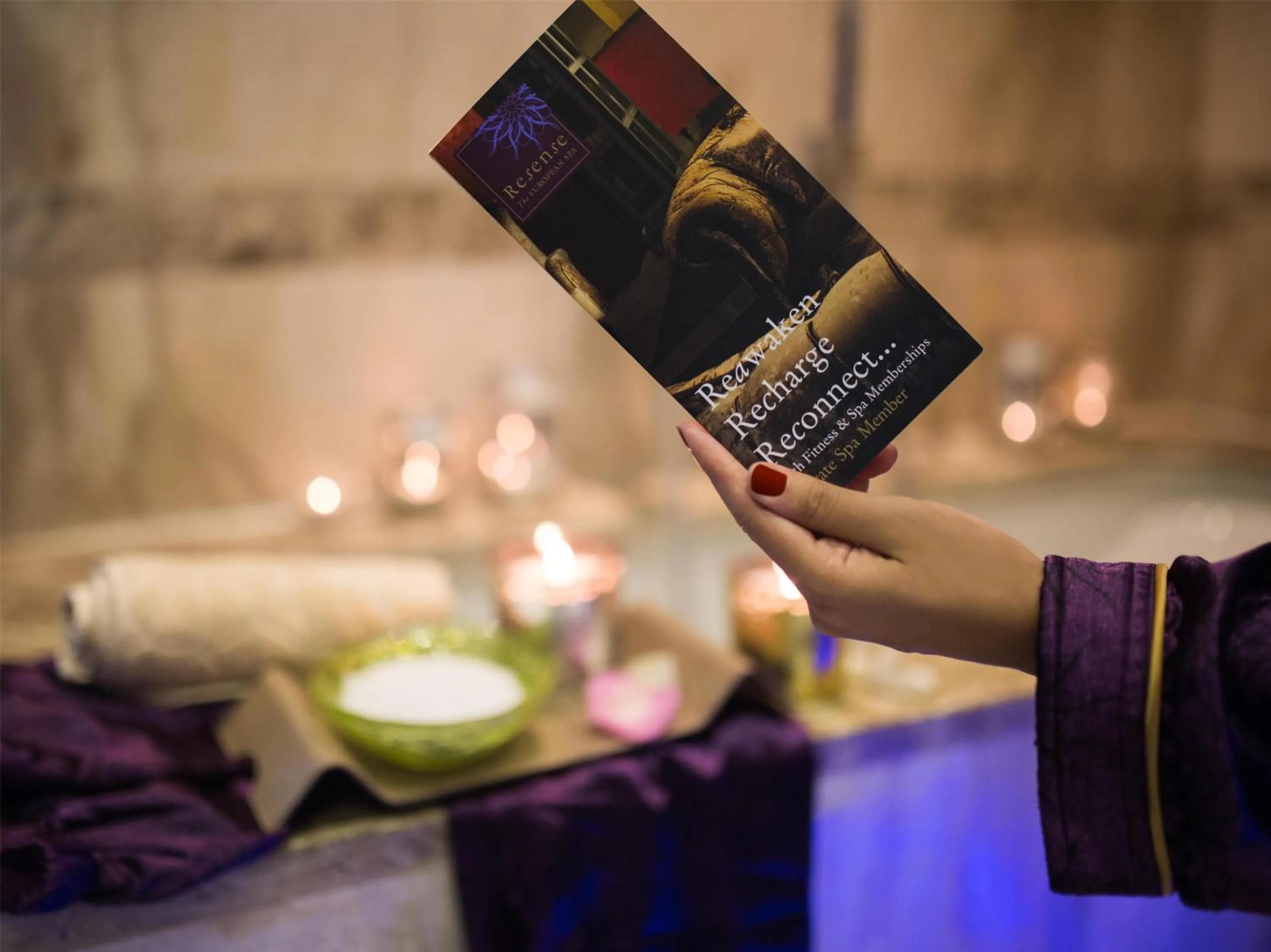 Bedroom in Royal Maxim Palace Kempinski Cairo