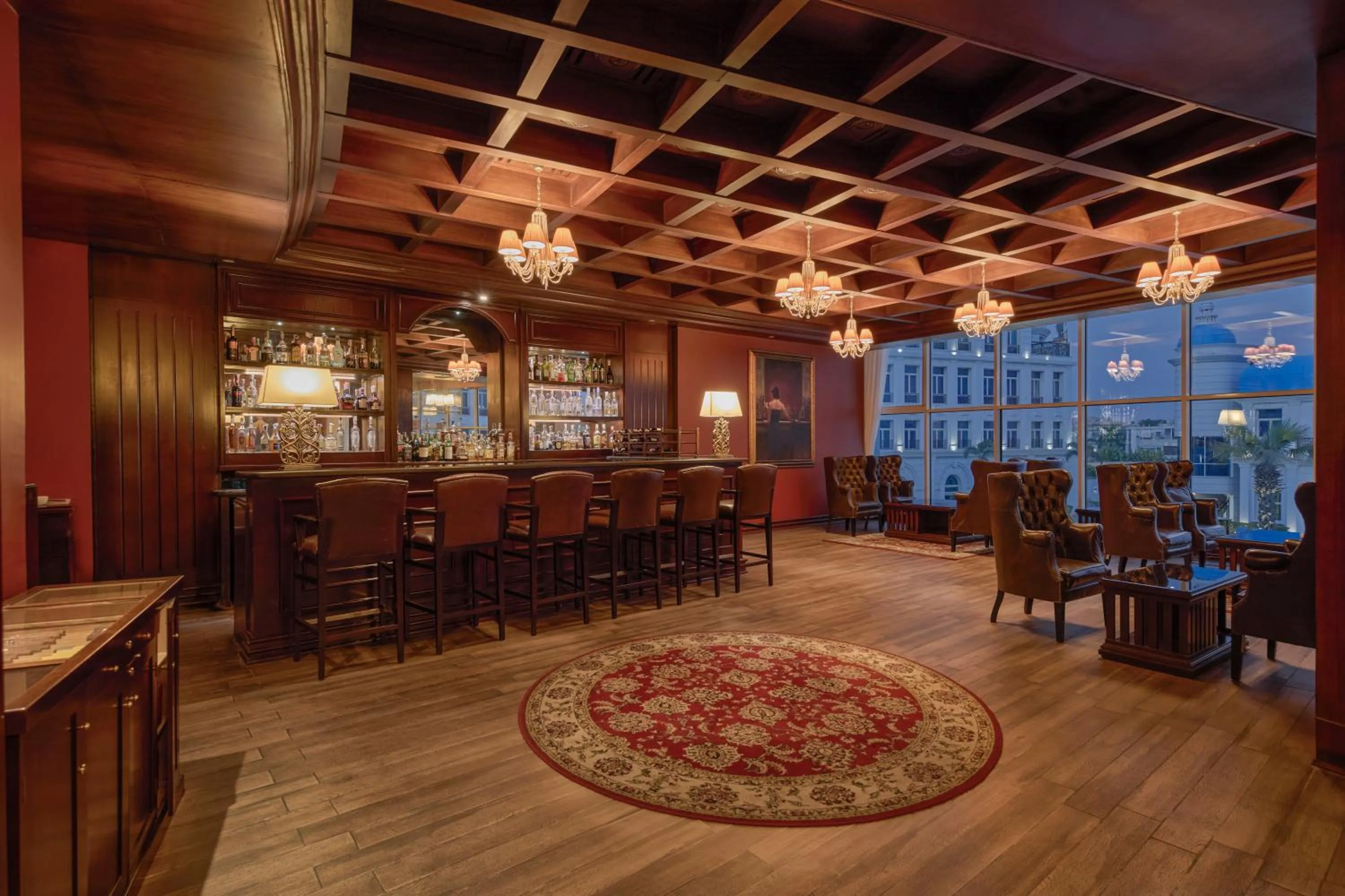 Lounge or bar in Royal Maxim Palace Kempinski Cairo