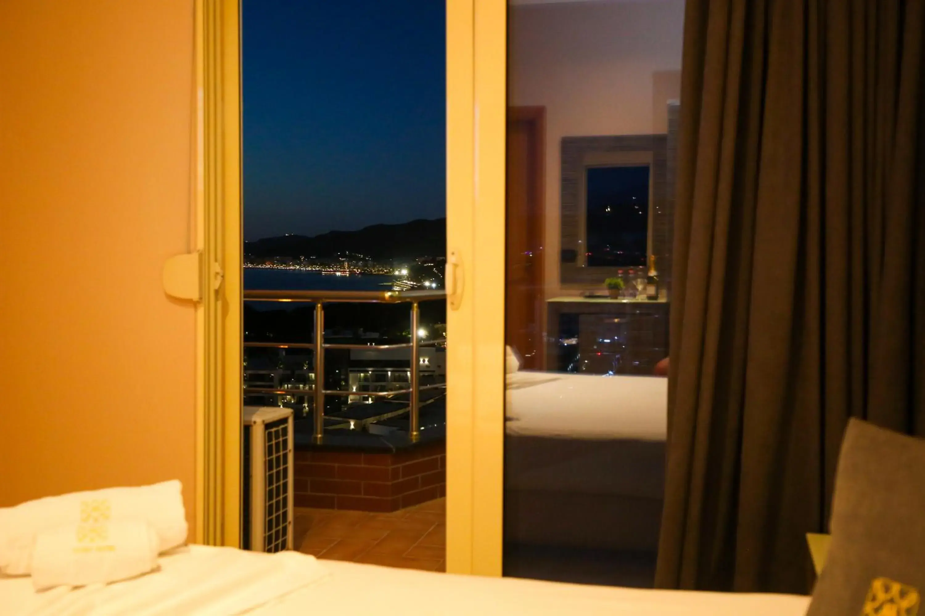 Superior Double Room in Aliko Hotel Superior Double Room in Aliko Hotel