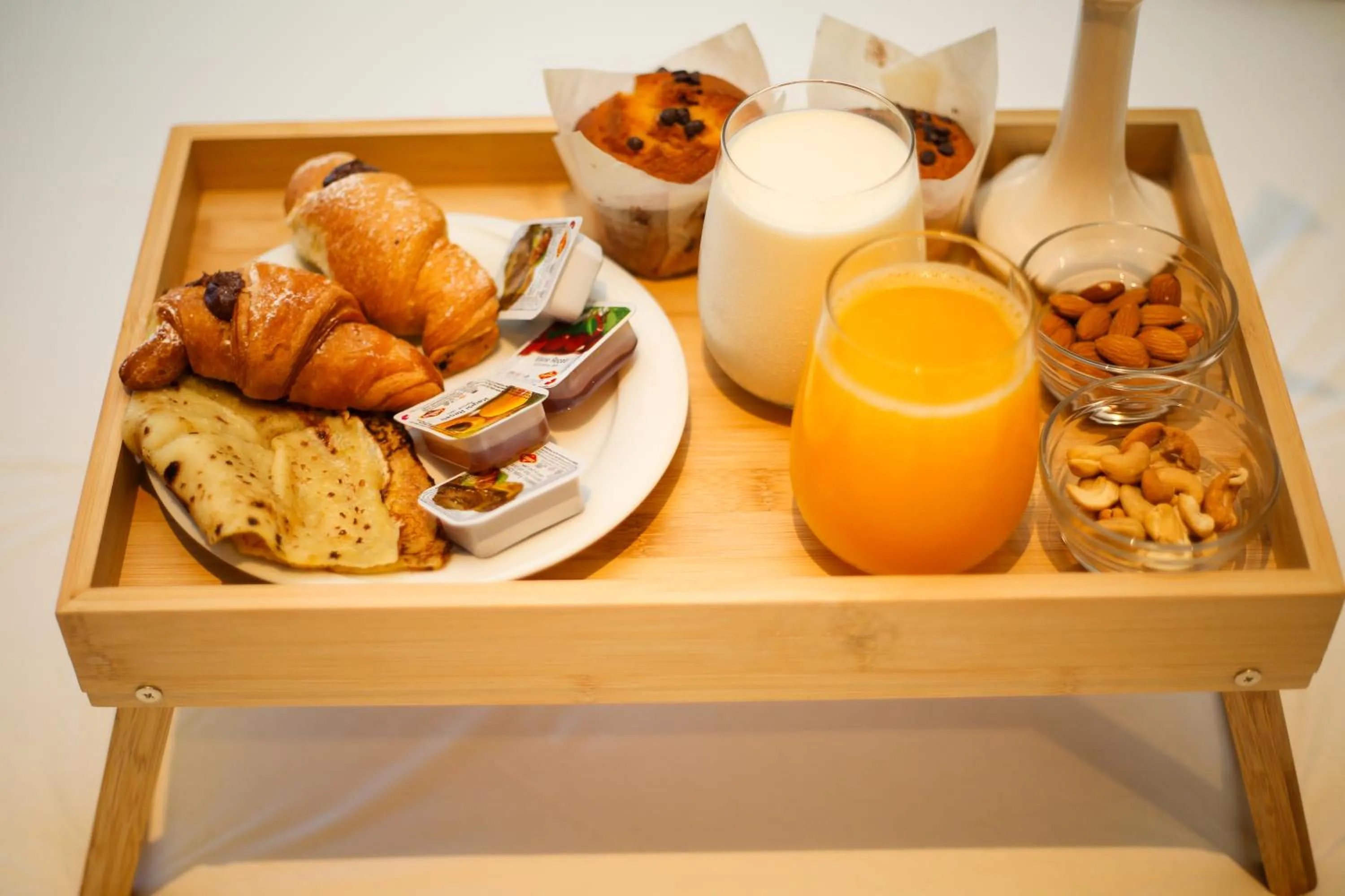 Food and drinks in Aliko Hotel