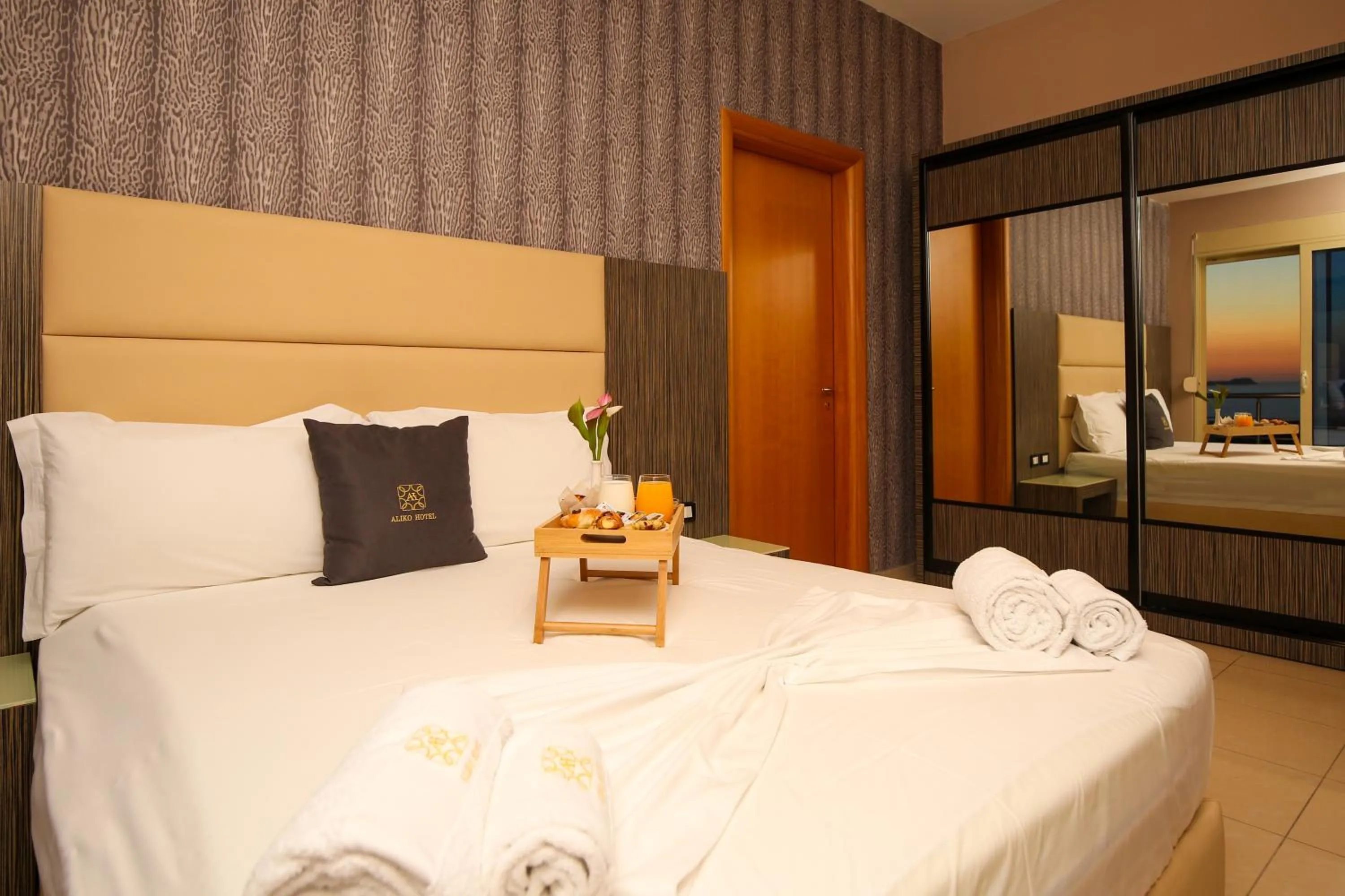 Photo of the whole room in Aliko Hotel