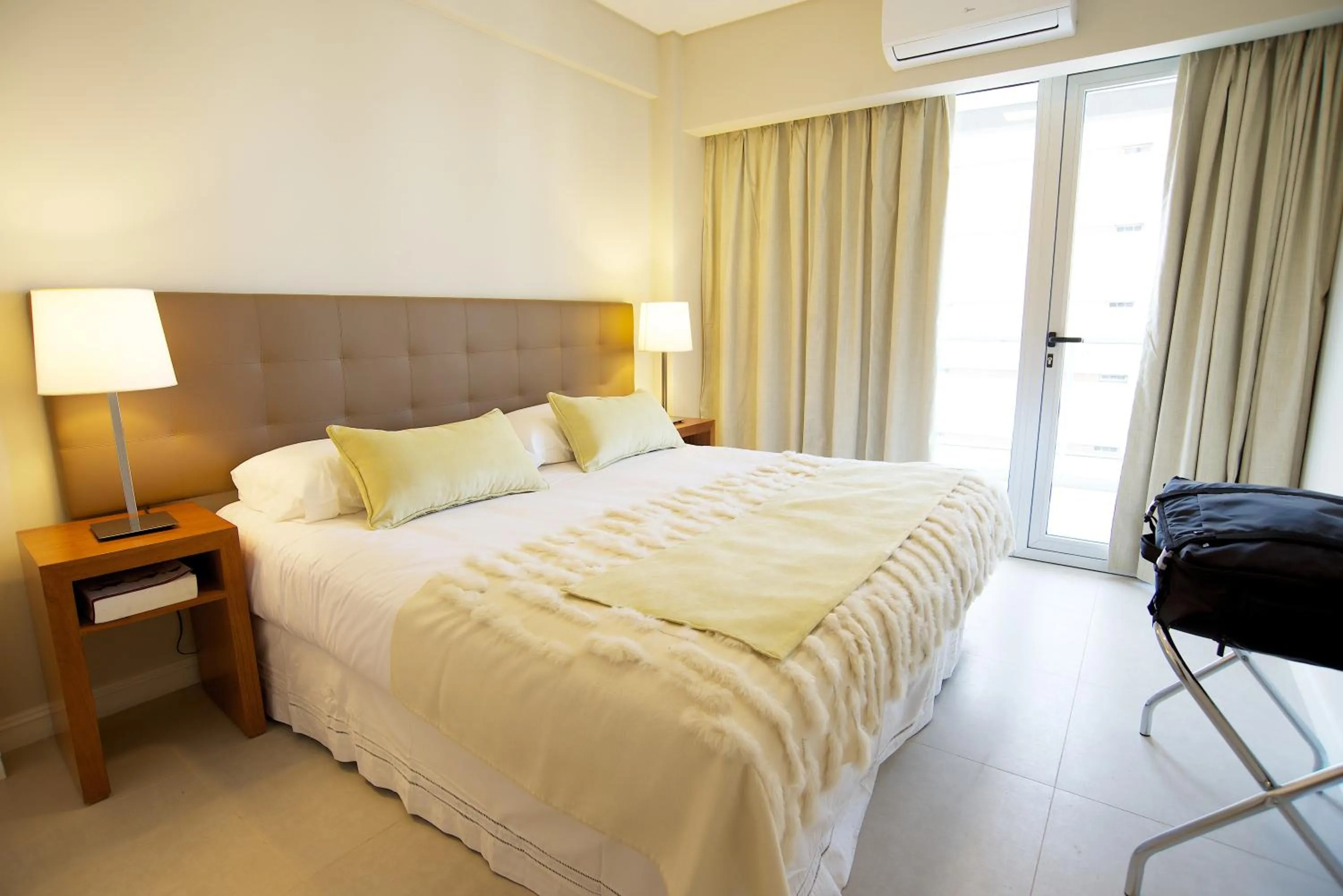 Day, Bed in Byblos Palermo Soho