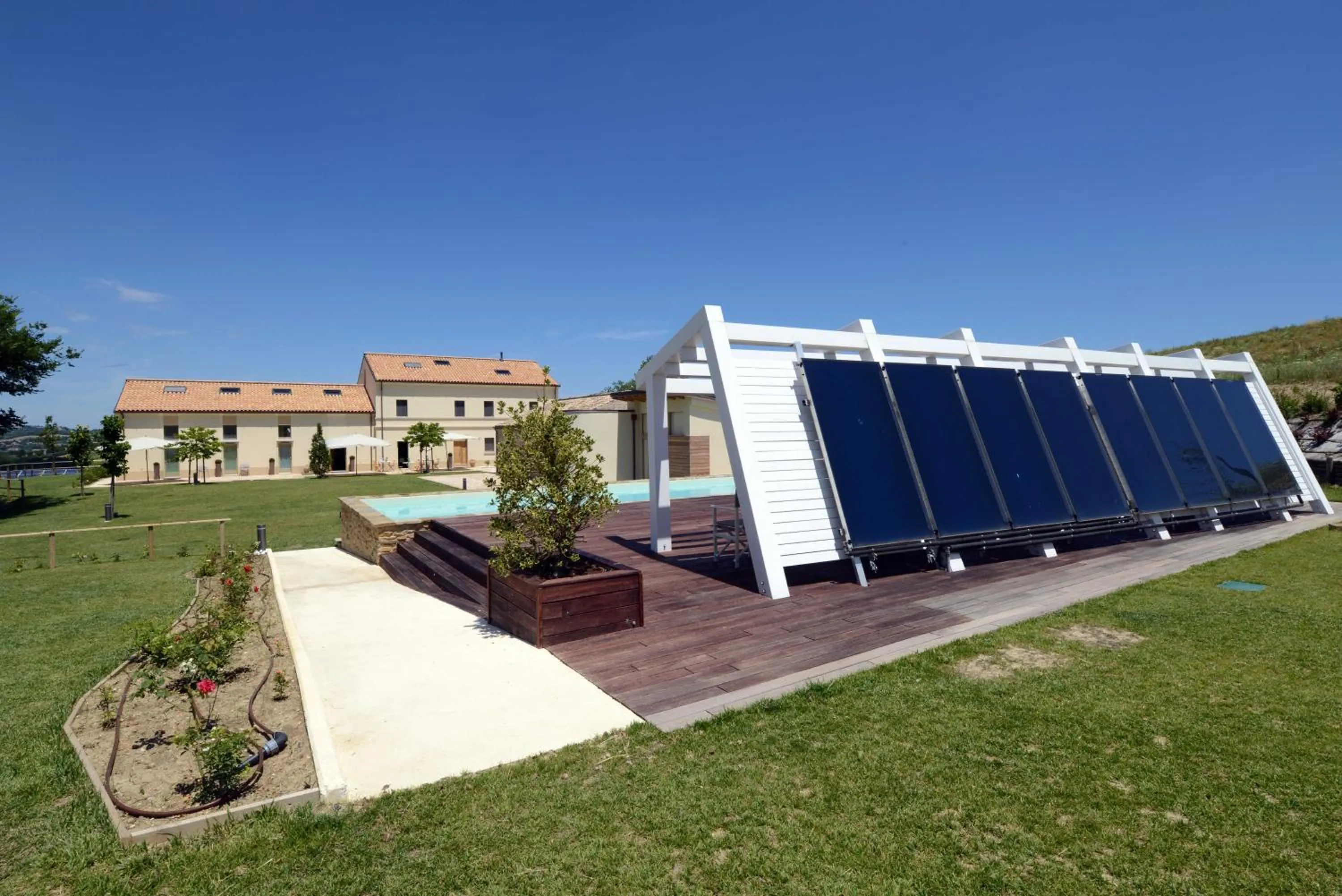 Pool view in Resort Il Gallo Senone