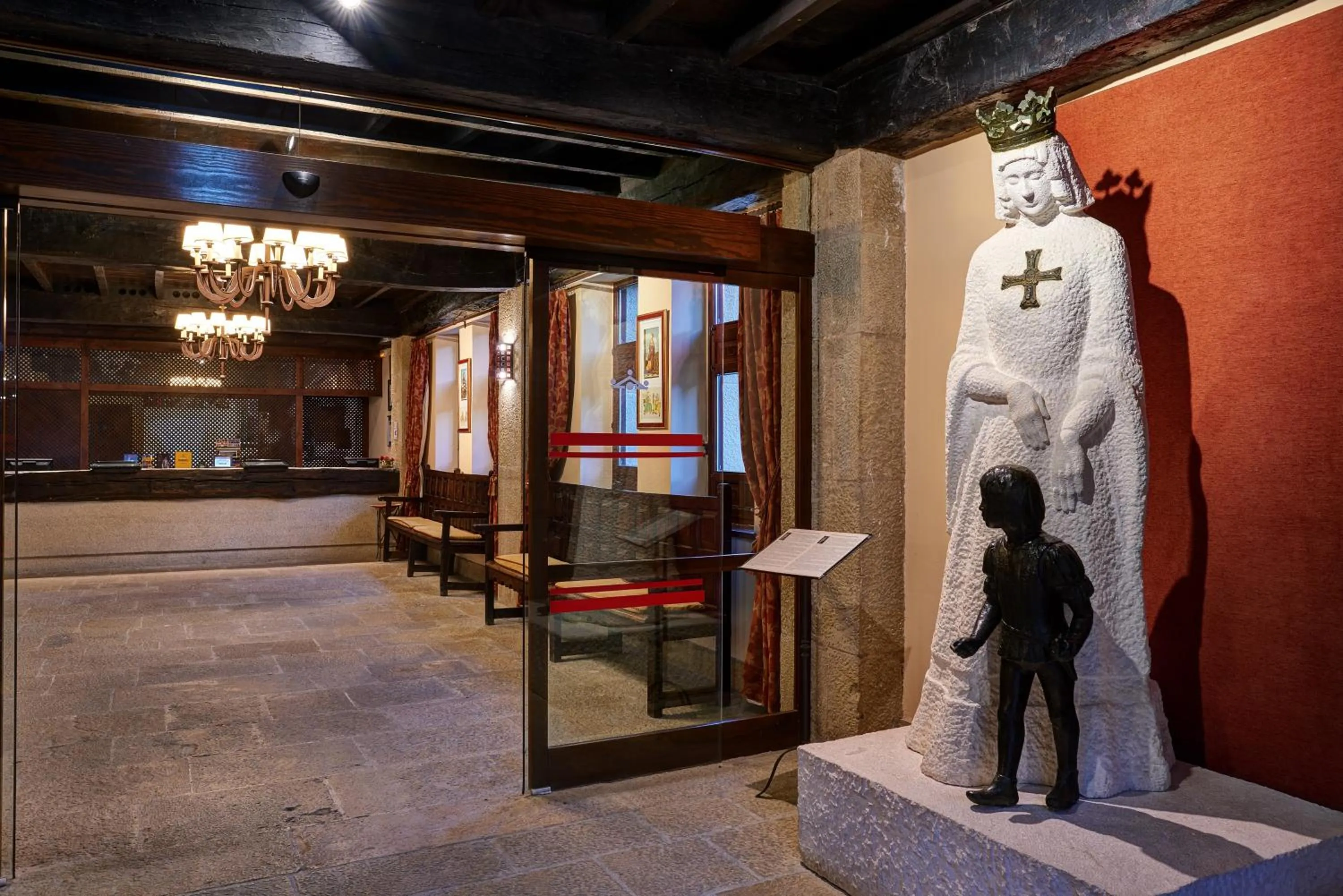 Lobby or reception in Parador de Sos del Rey Católico