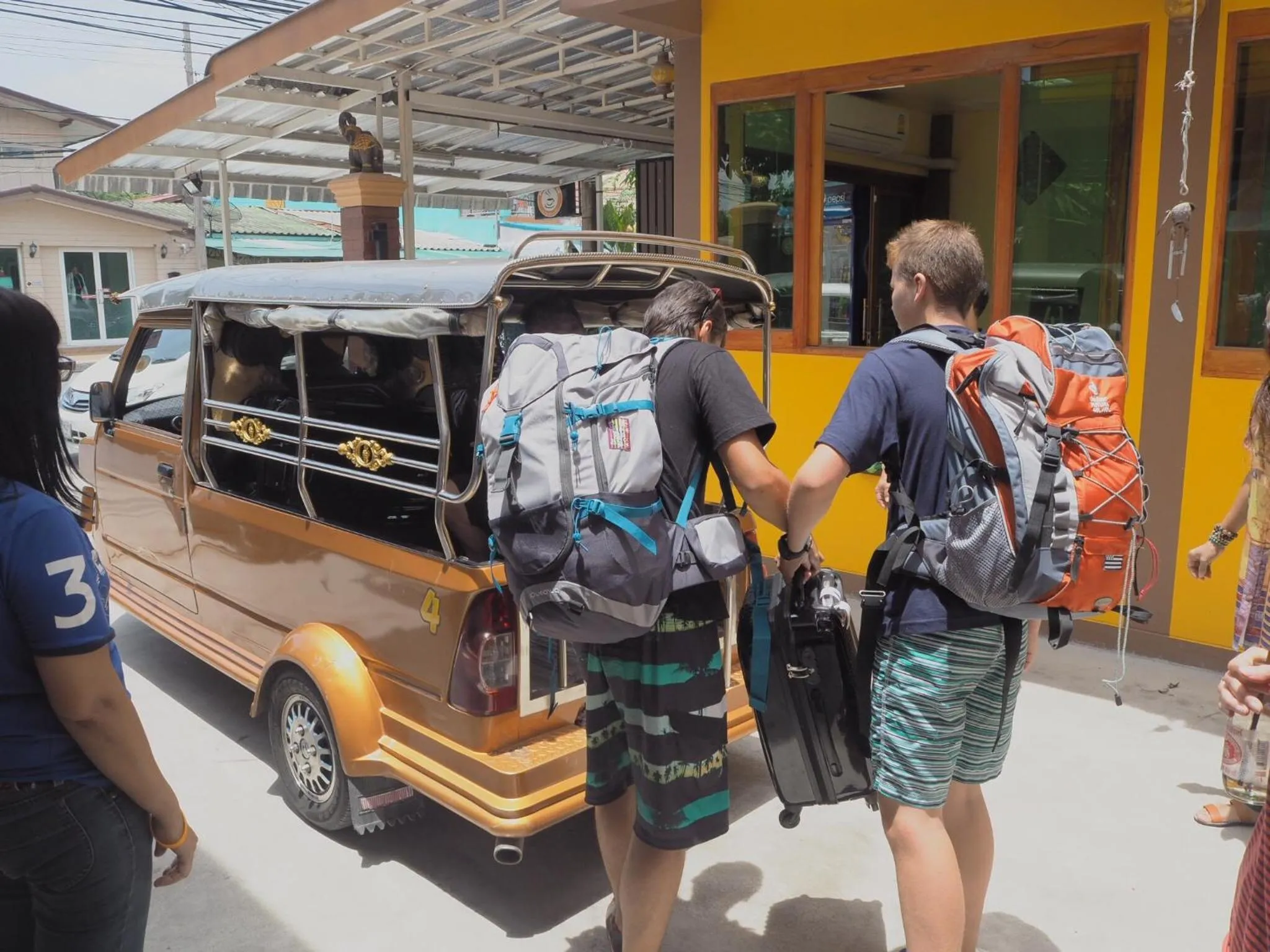 Guests in Baan Bussara