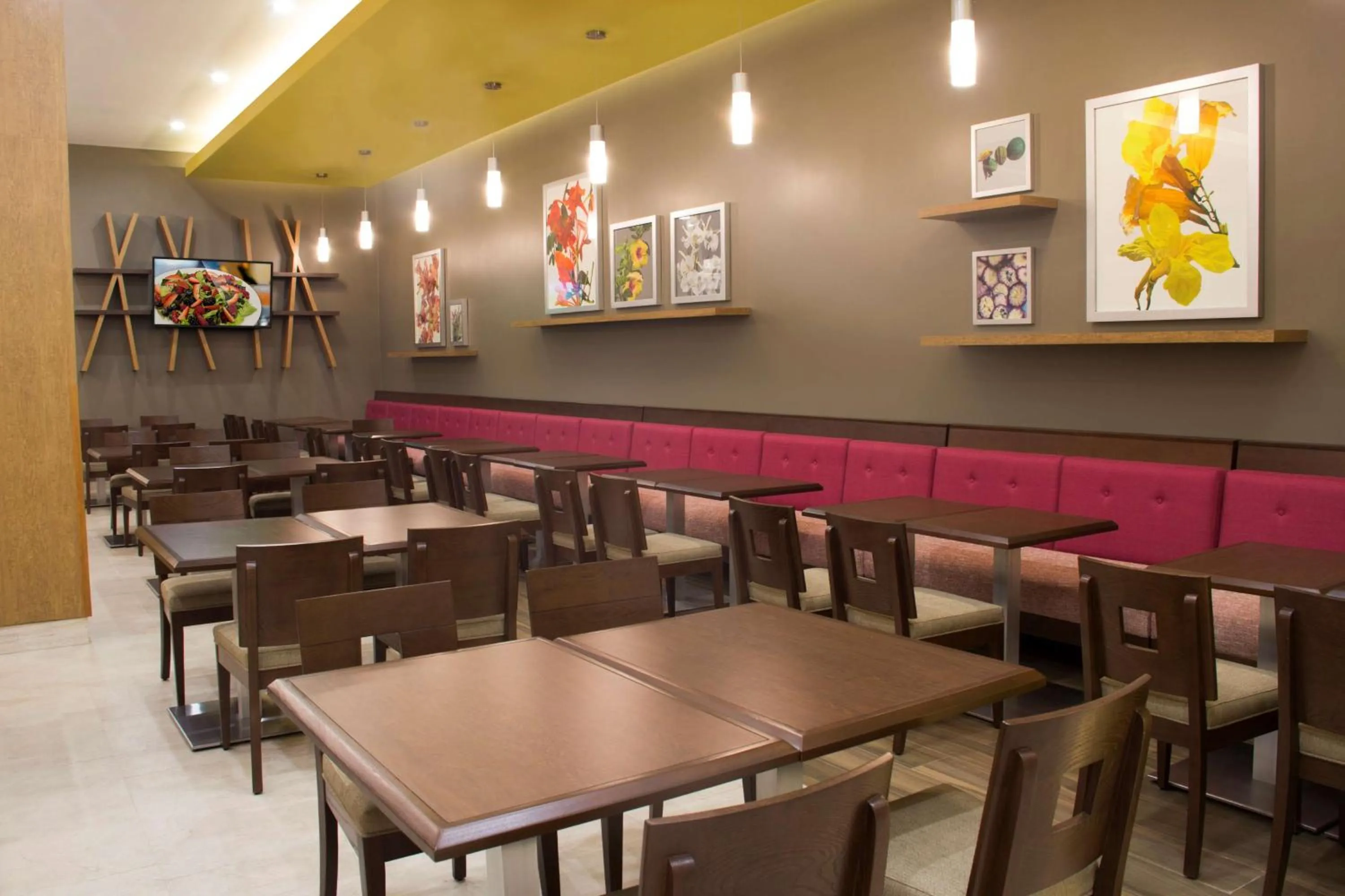 Restaurant/places to eat in Hampton Inn by Hilton Villahermosa
