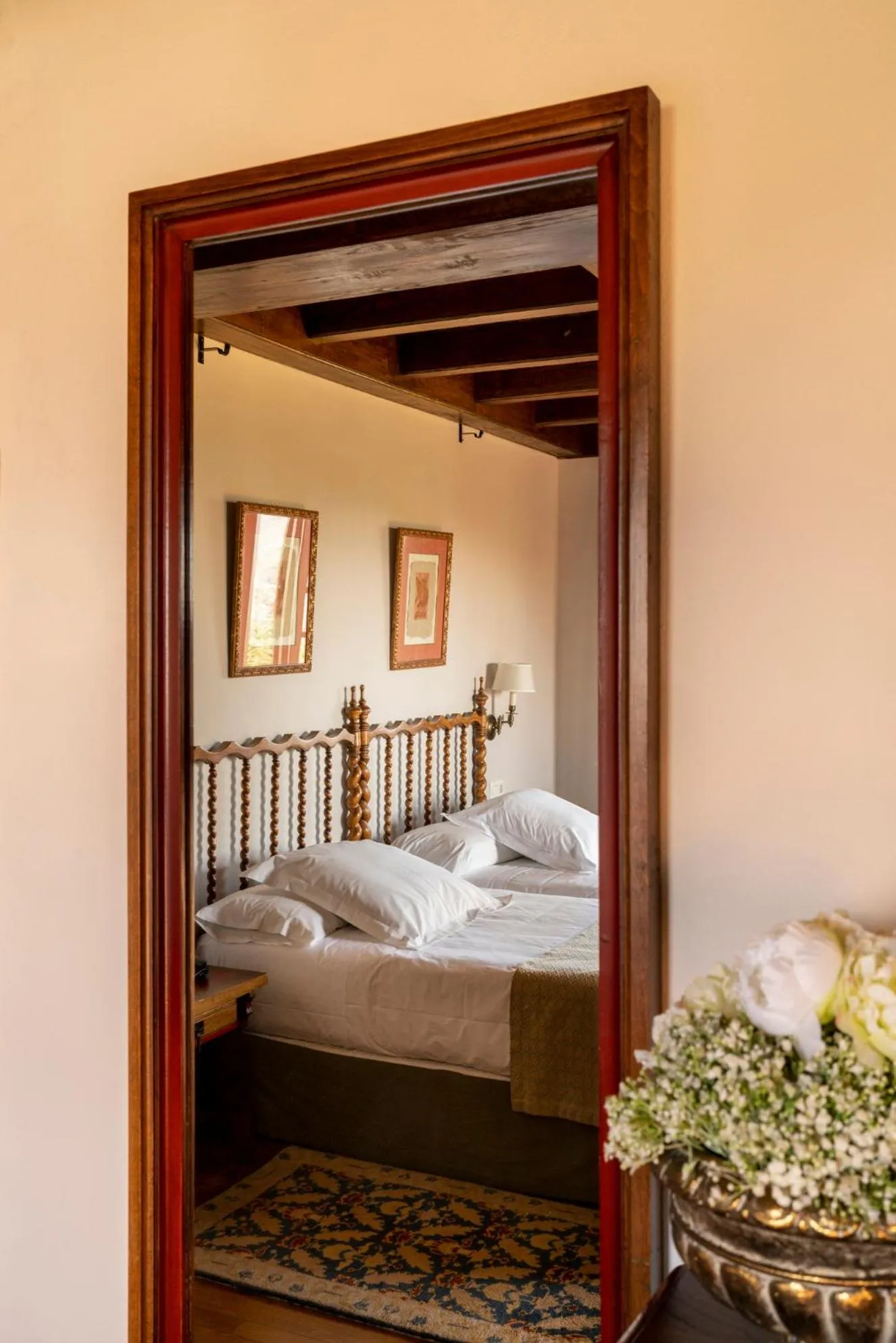 Photo of the whole room, Bed in Parador de Verín