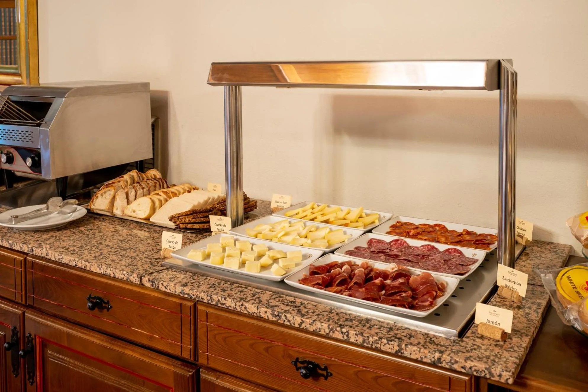 Breakfast in Parador de Verín
