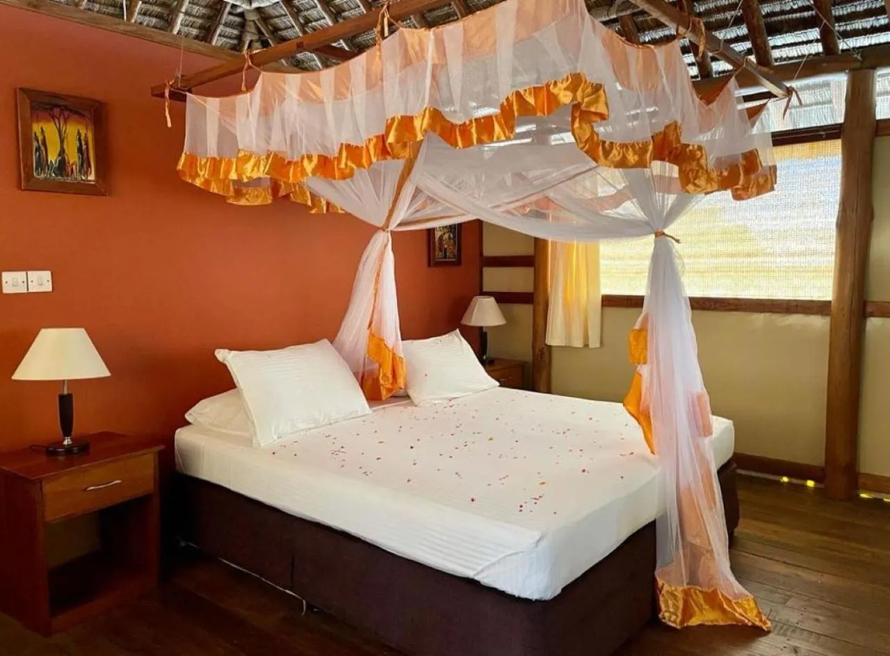 Bedroom, Bed in Barry's Beach Resort