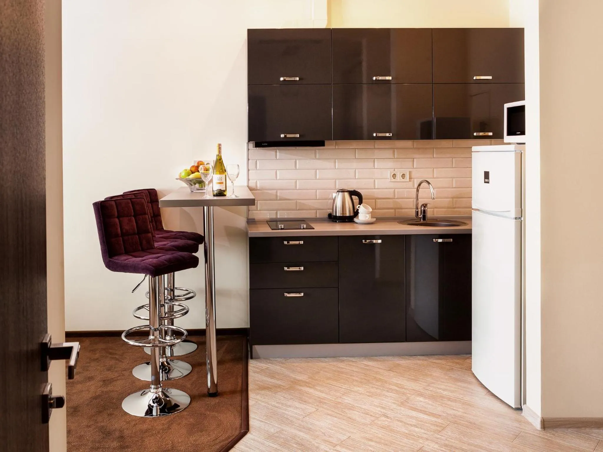 Kitchen or kitchenette in Twin Apart Hotel