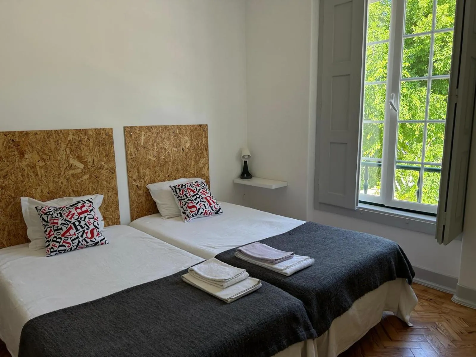 Photo of the whole room, Bed in Hostel Rossio Alcobaça