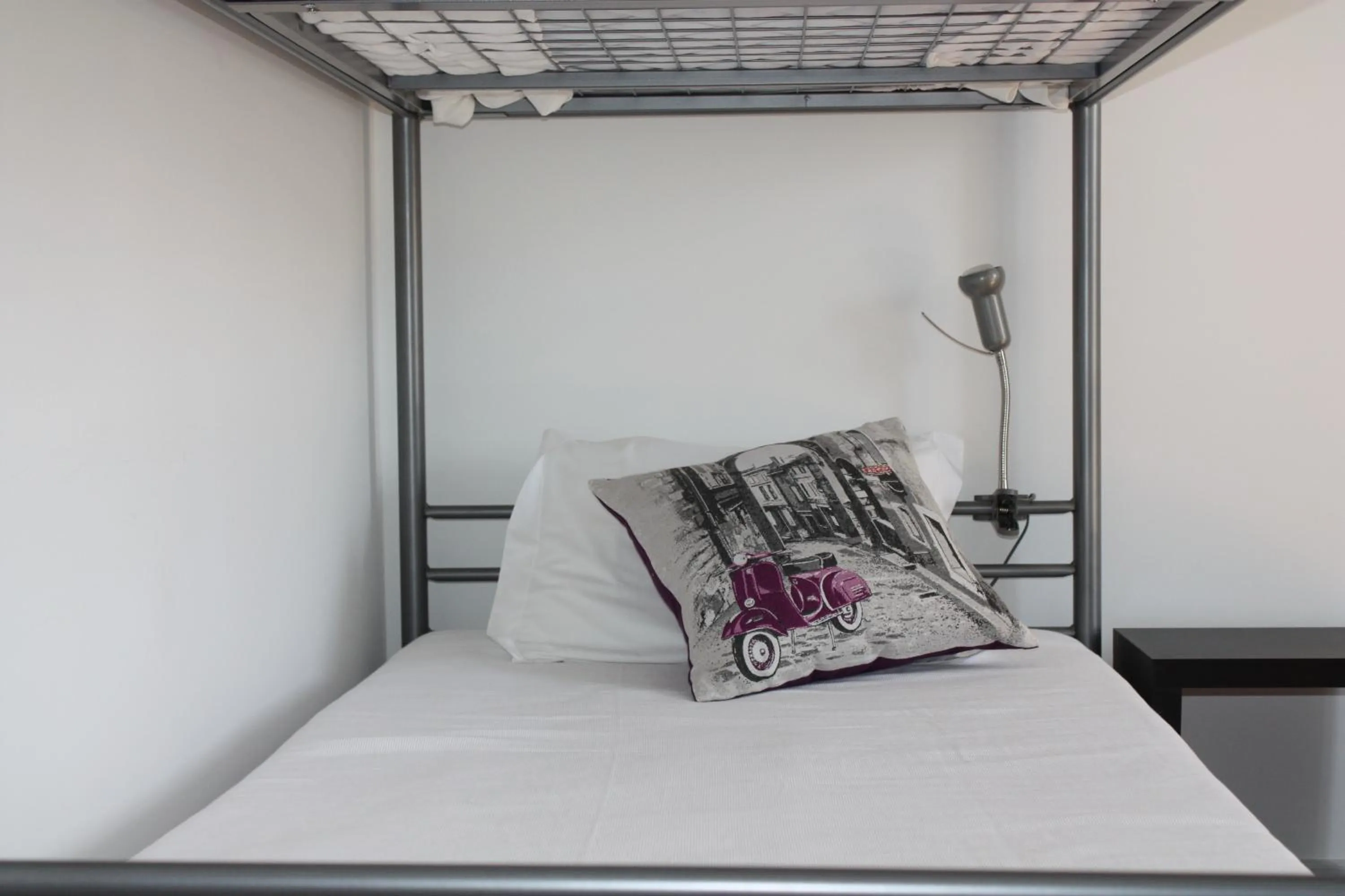 bunk bed, Bed in Hostel Rossio Alcobaça