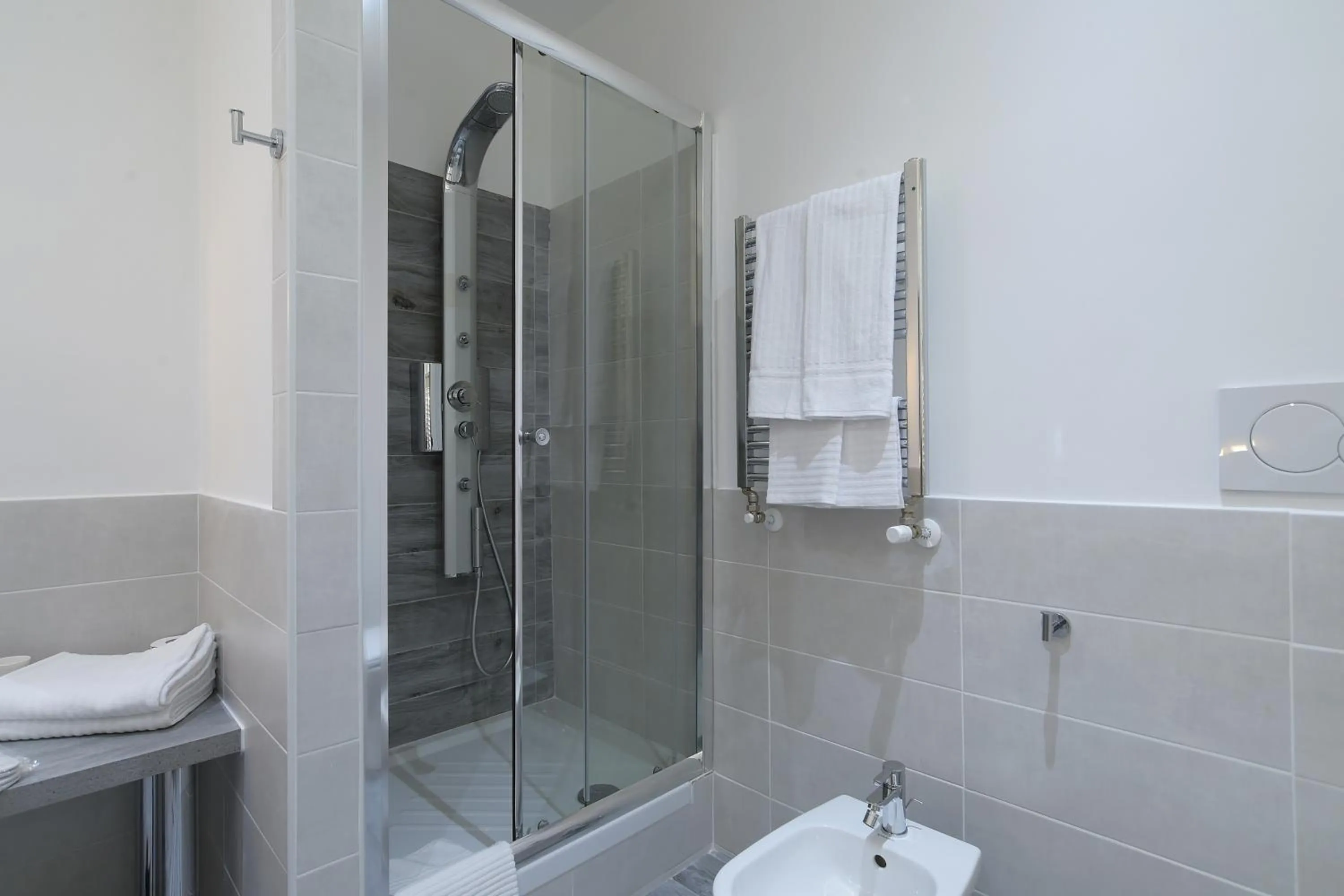 Bathroom in Town House 57