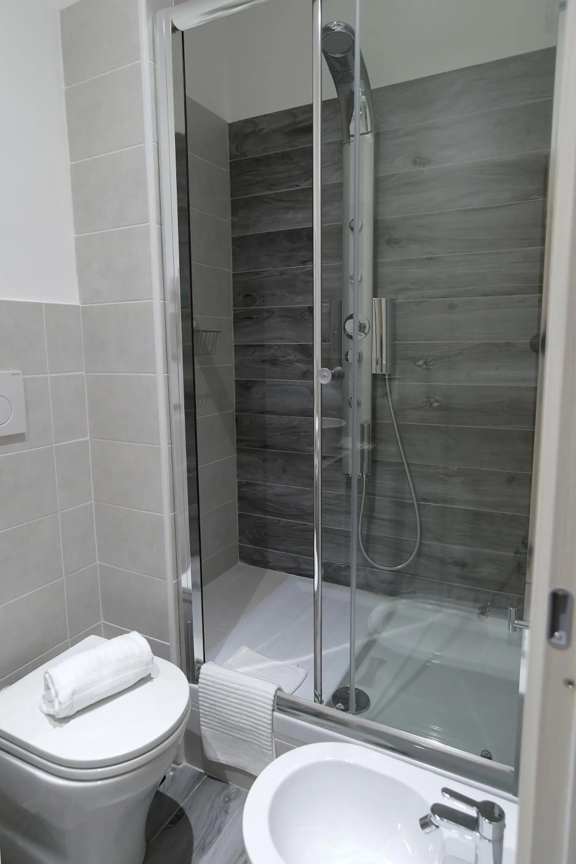 Bathroom in Town House 57