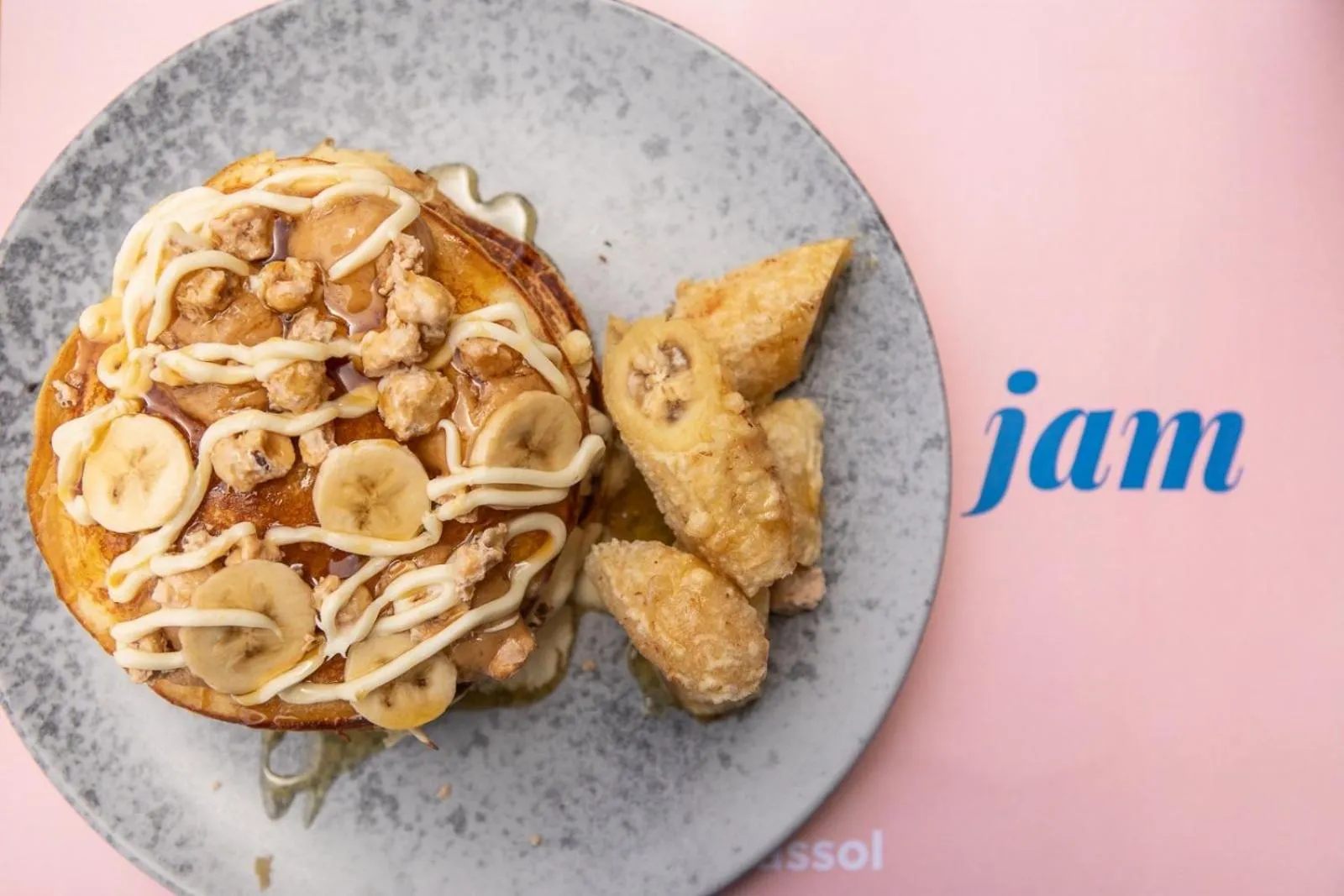 Restaurant/places to eat in Old Port Hotel