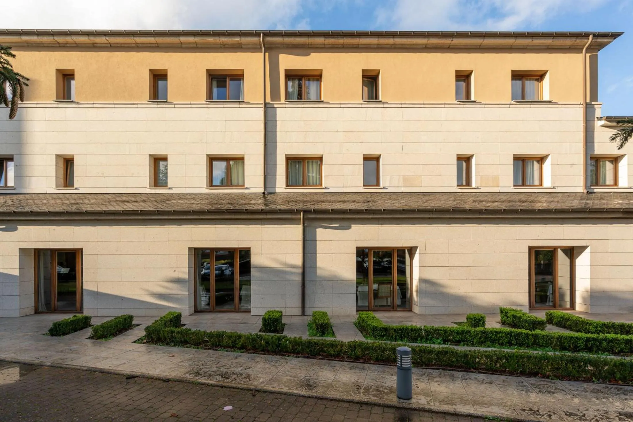 Property building in Parador de Villafranca del Bierzo