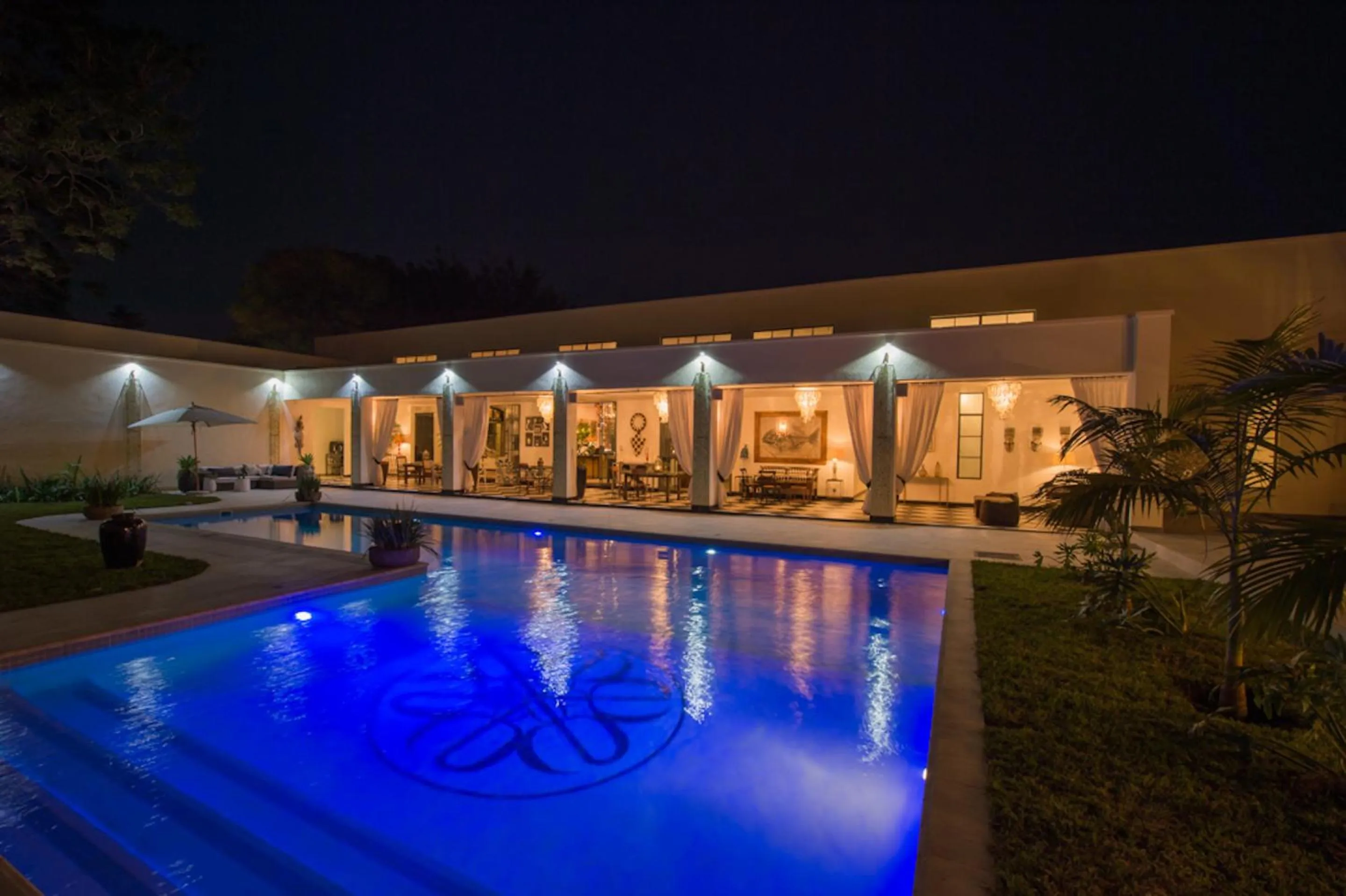 Swimming pool in Latitude 15 Degrees