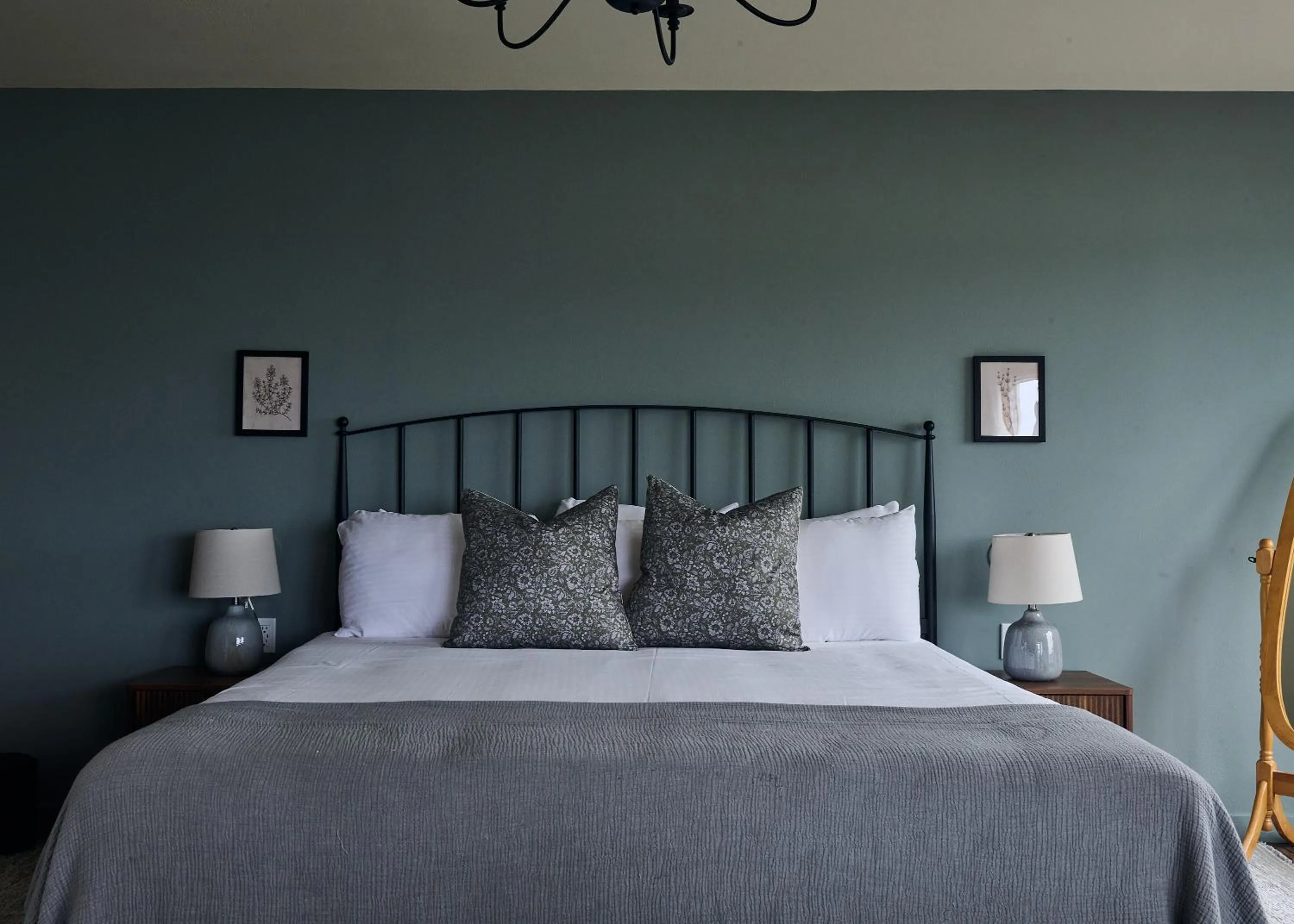 Bed in Madeira House