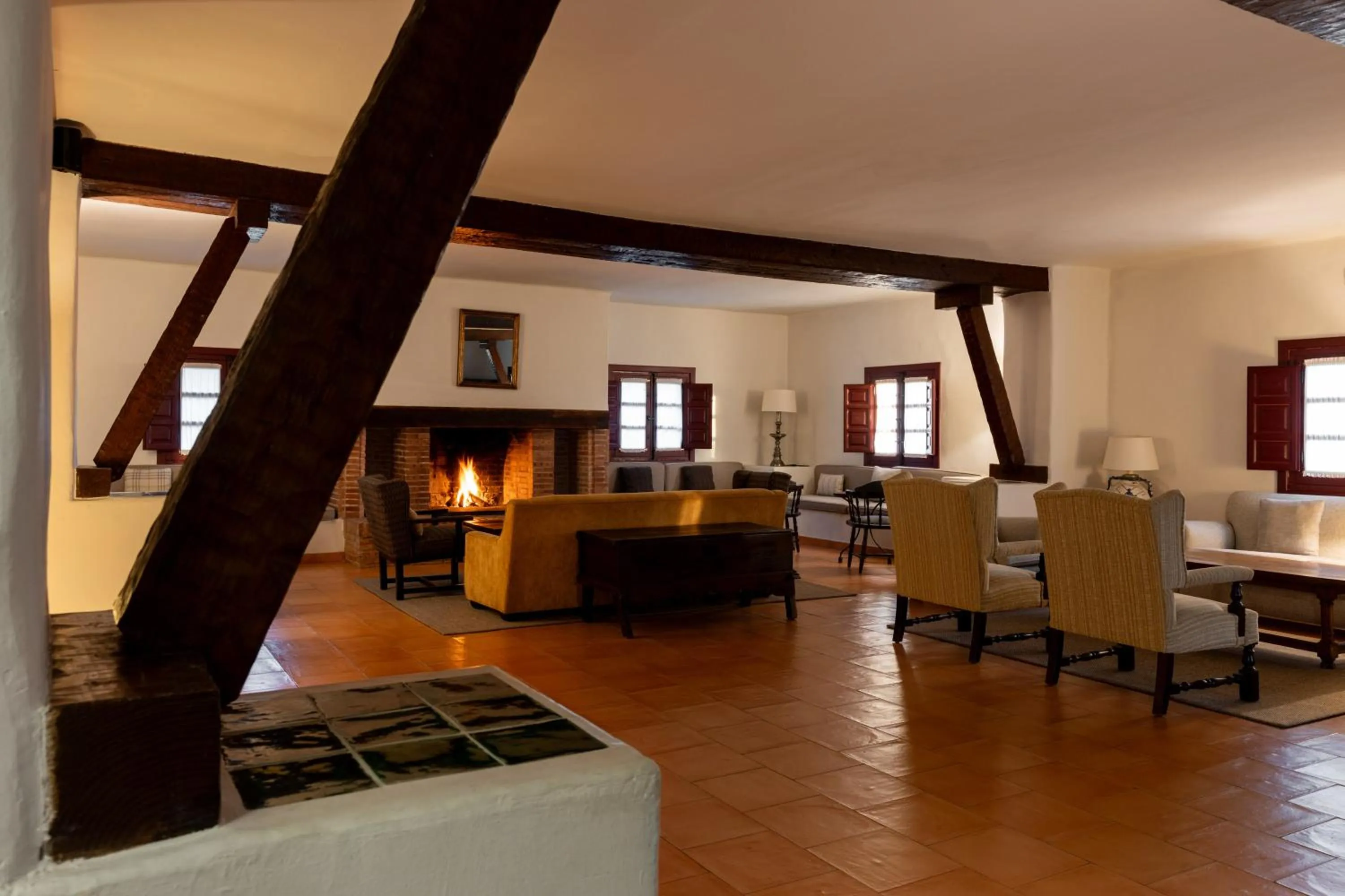 Communal lounge/ TV room in Parador de Albacete